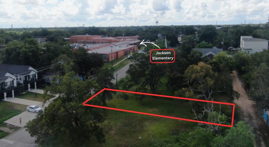 Property photo for 204 3rd Street, Rosenberg, TX