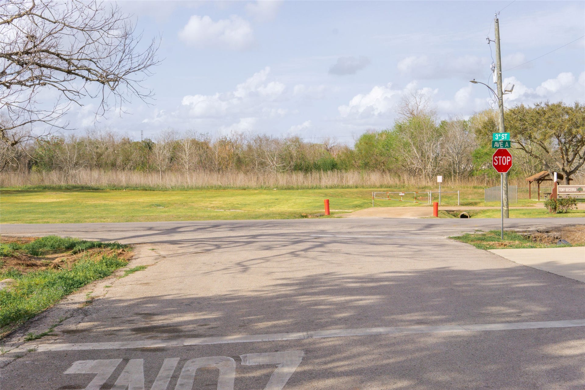 204 3rd Street, Rosenberg, TX 77471 204 3rd Street, Rosenberg, TX 77471