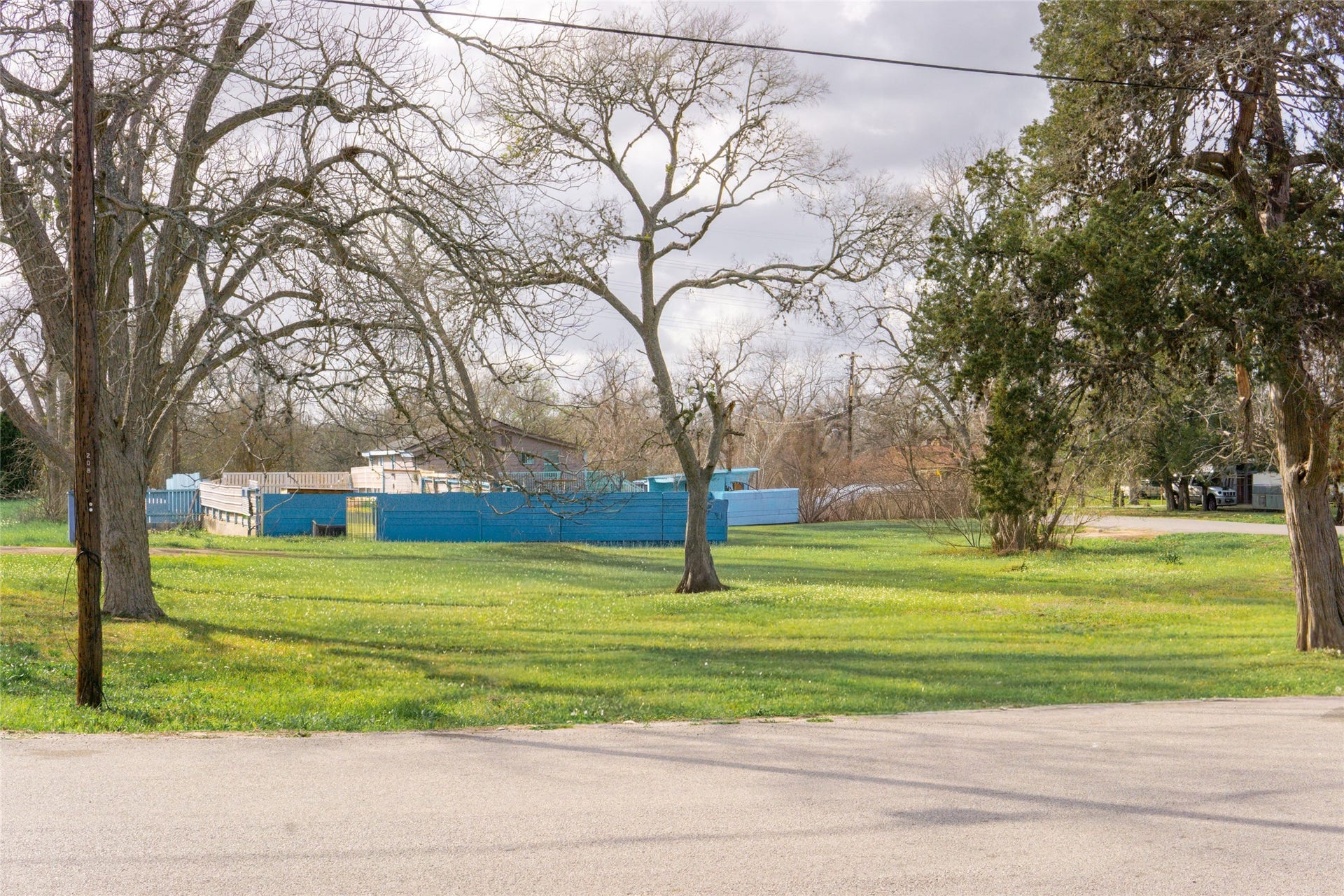 204 3rd Street, Rosenberg, TX 77471 204 3rd Street, Rosenberg, TX 77471