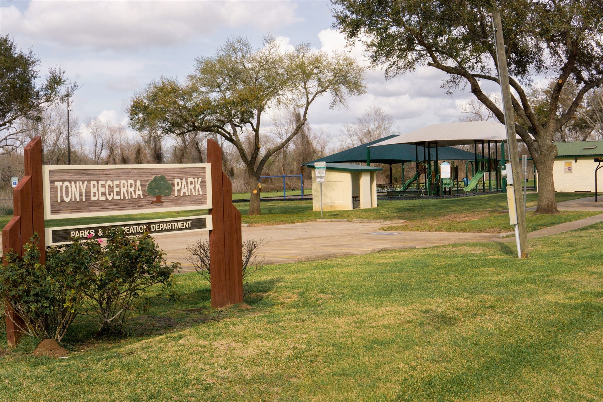 204 3rd Street, Rosenberg, TX 77471 204 3rd Street, Rosenberg, TX 77471