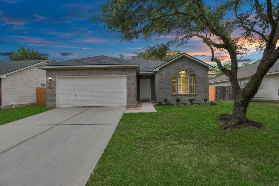 Property photo for 24118 Wild Horse Lane, Hockley, TX