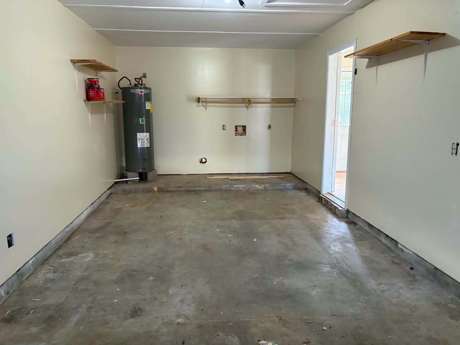 134 N Forest Drive, Willis, TX 77378 134 N Forest Drive, Willis, TX 77378