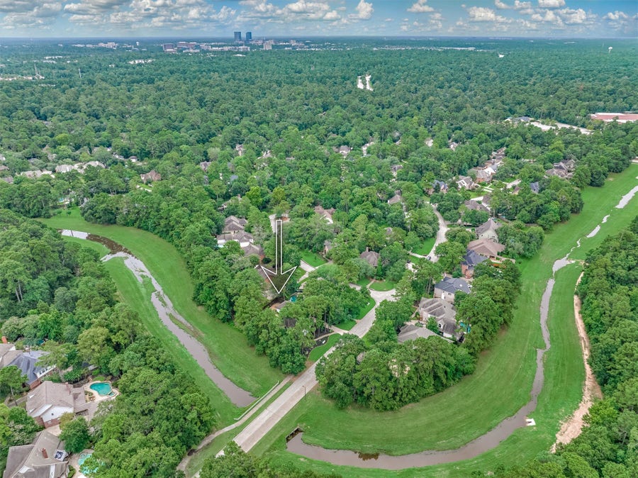 Property photo for 42 Golden Shadow Circle, The Woodlands, TX