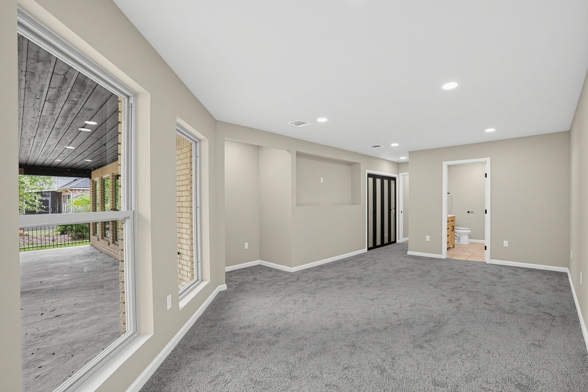 15 Presidio Road, Montgomery, TX 77356 15 Presidio Road, Montgomery, TX 77356