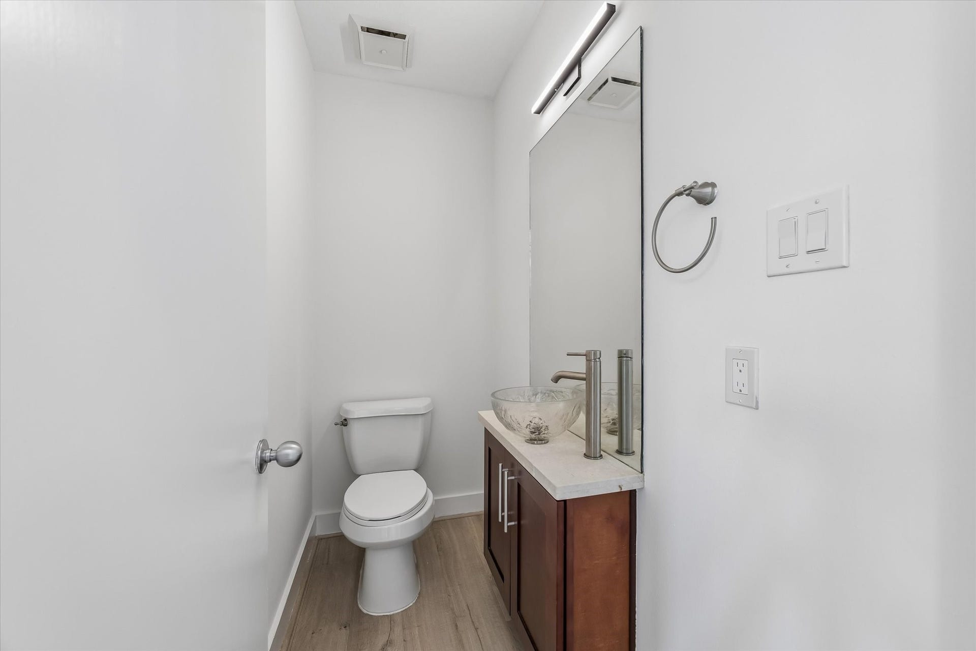 1703 Beall Street, Houston, TX 77008 1703 Beall Street, Houston, TX 77008
