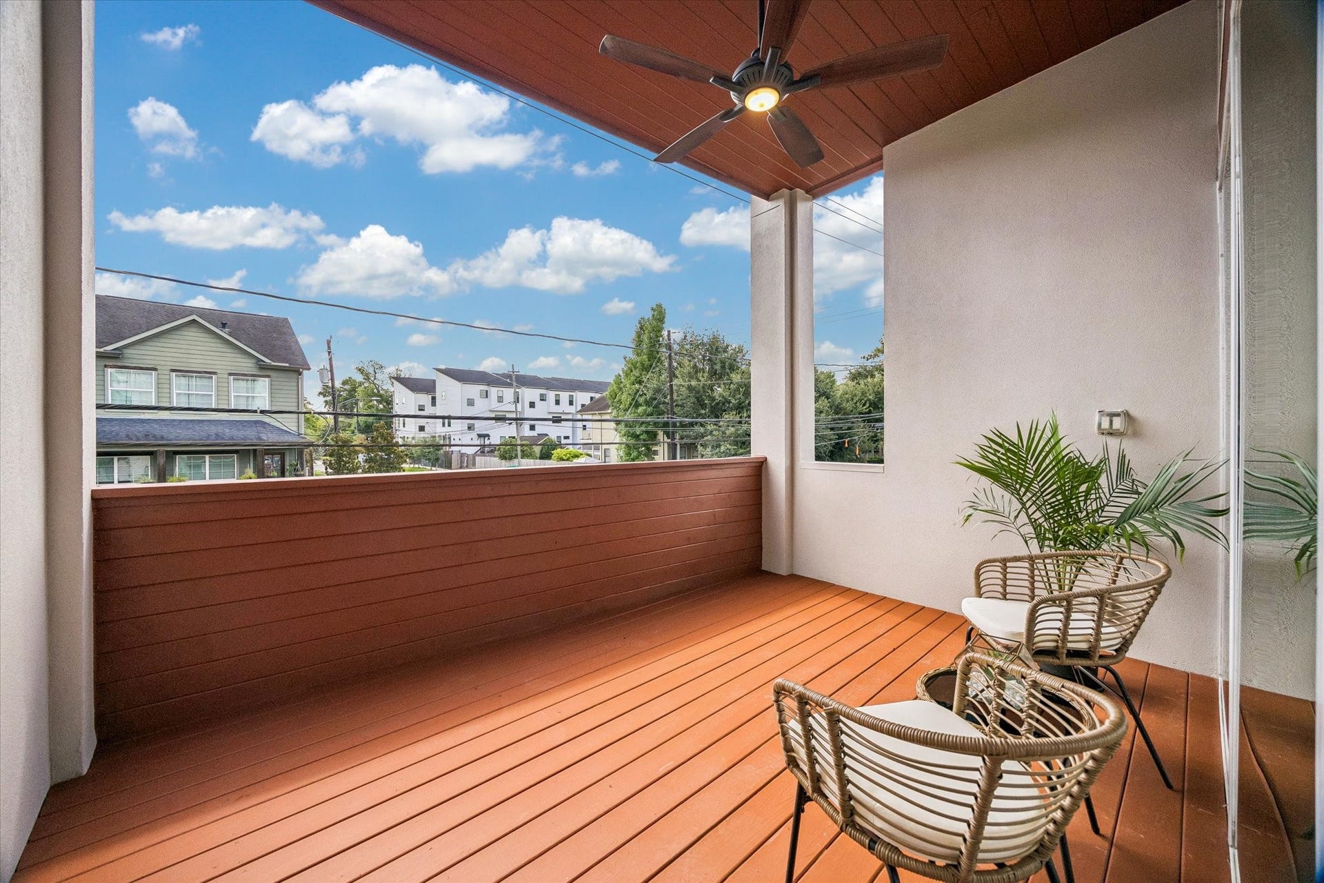 1703 Beall Street, Houston, TX 77008 1703 Beall Street, Houston, TX 77008