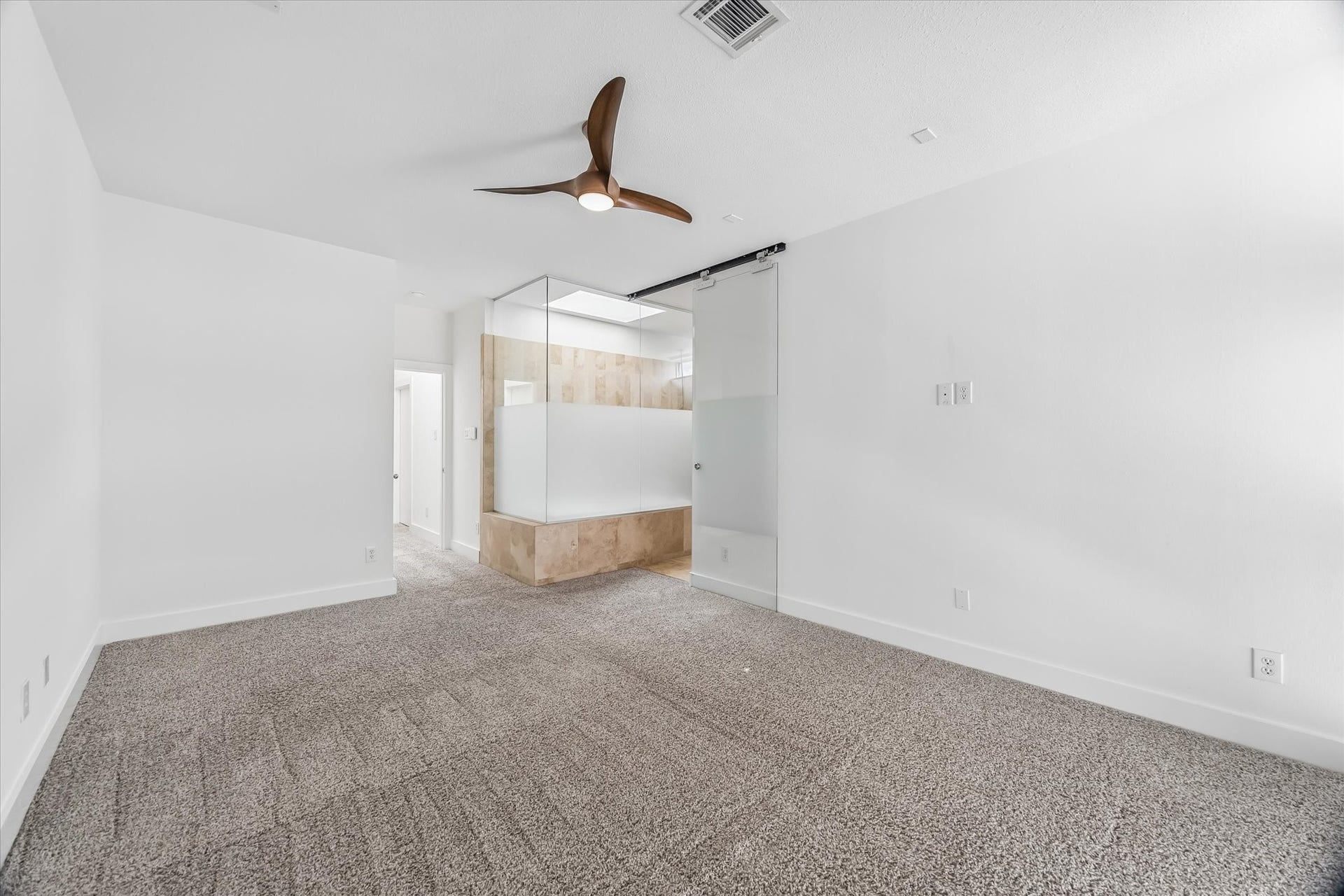 1703 Beall Street, Houston, TX 77008 1703 Beall Street, Houston, TX 77008