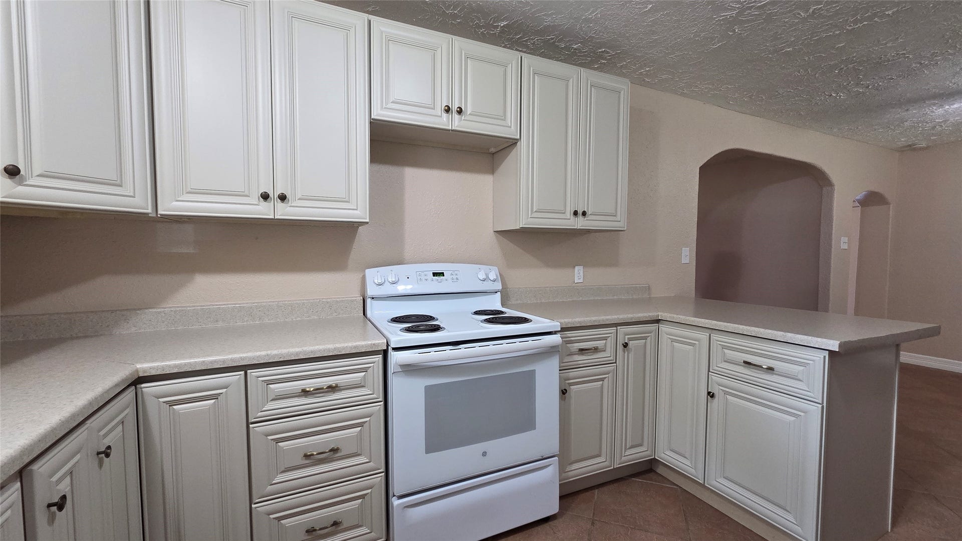 21298 Oak Leaf Boulevard, Porter, TX 77365 21298 Oak Leaf Boulevard, Porter, TX 77365