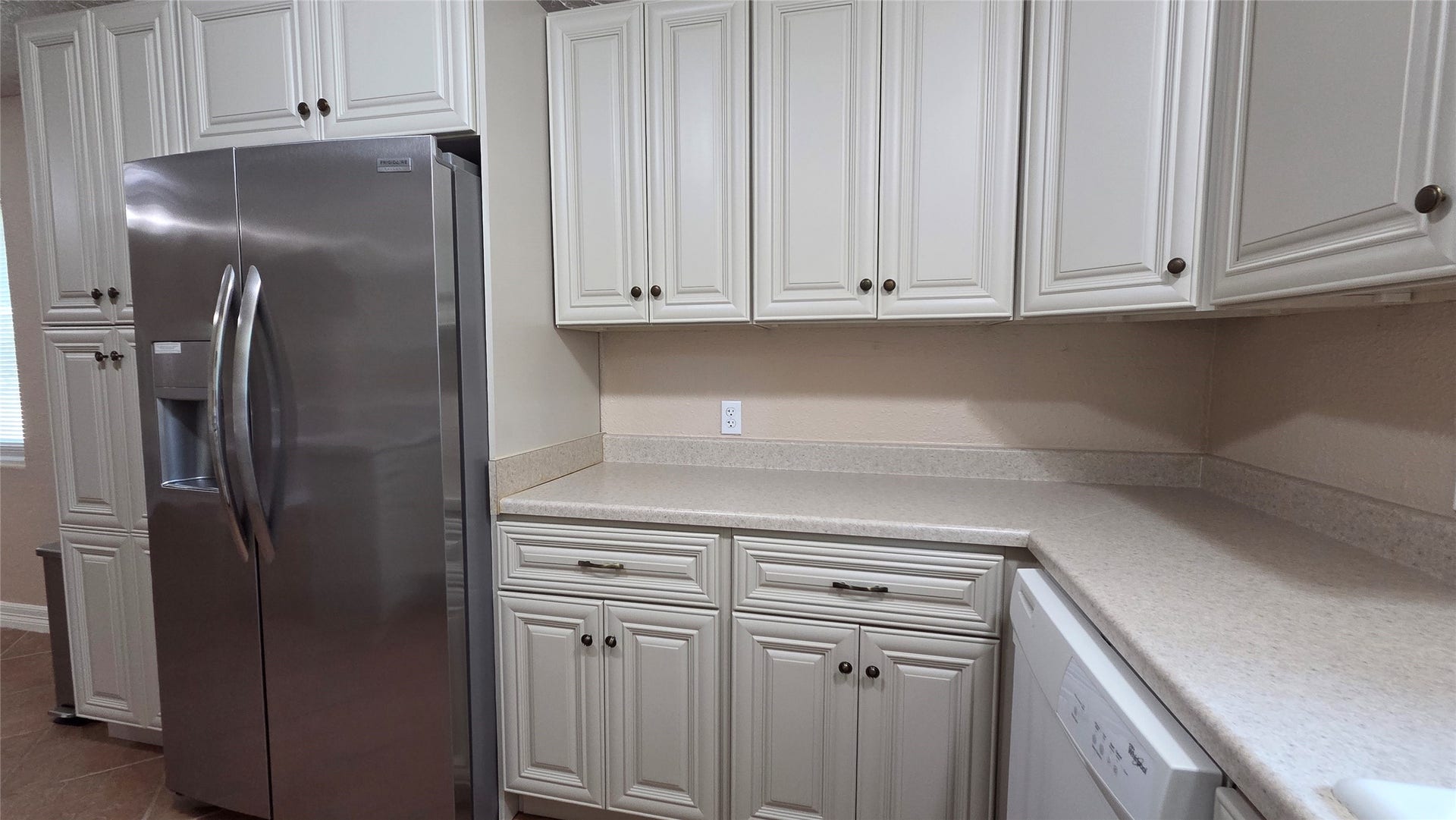 21298 Oak Leaf Boulevard, Porter, TX 77365 21298 Oak Leaf Boulevard, Porter, TX 77365