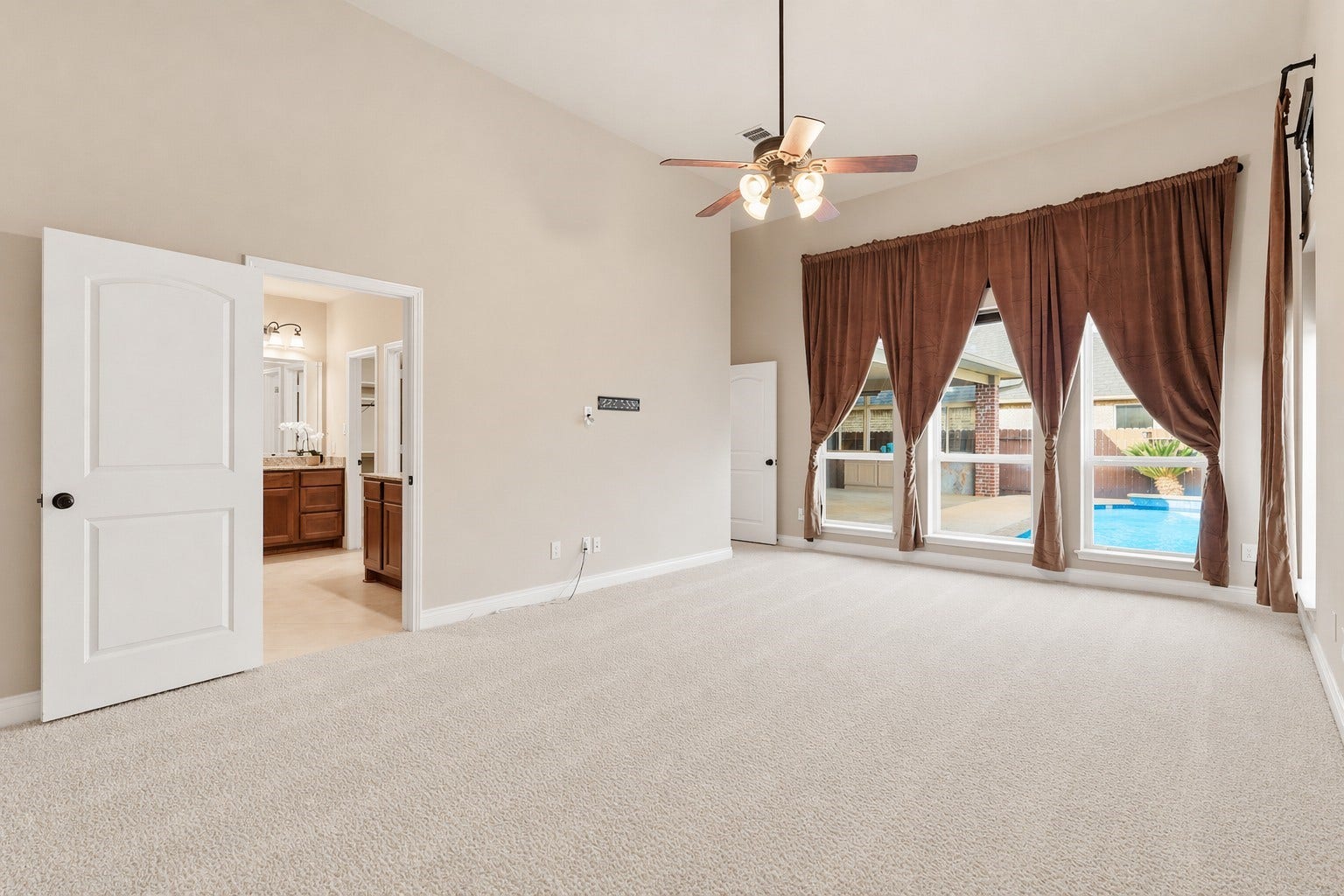4130 Clover Ridge Lane, Sugar Land, TX 77479 4130 Clover Ridge Lane, Sugar Land, TX 77479