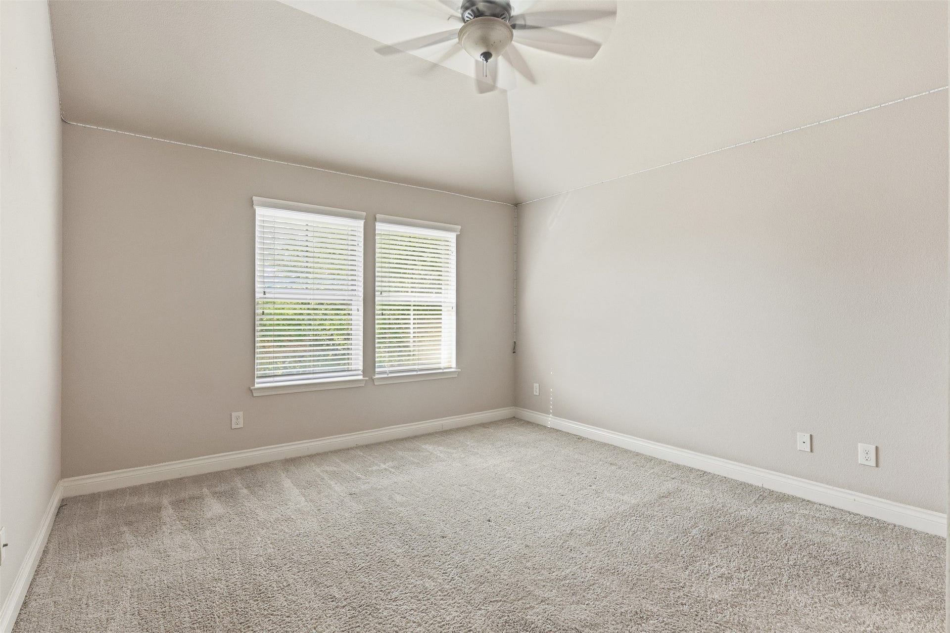 4130 Clover Ridge Lane, Sugar Land, TX 77479 4130 Clover Ridge Lane, Sugar Land, TX 77479