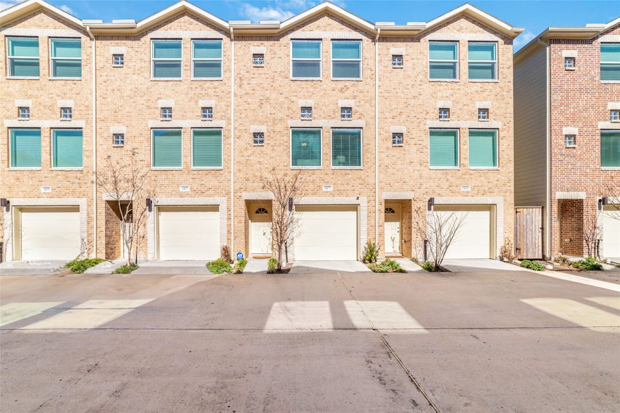 Property photo for 8705 Bryam, #1403, Houston, TX