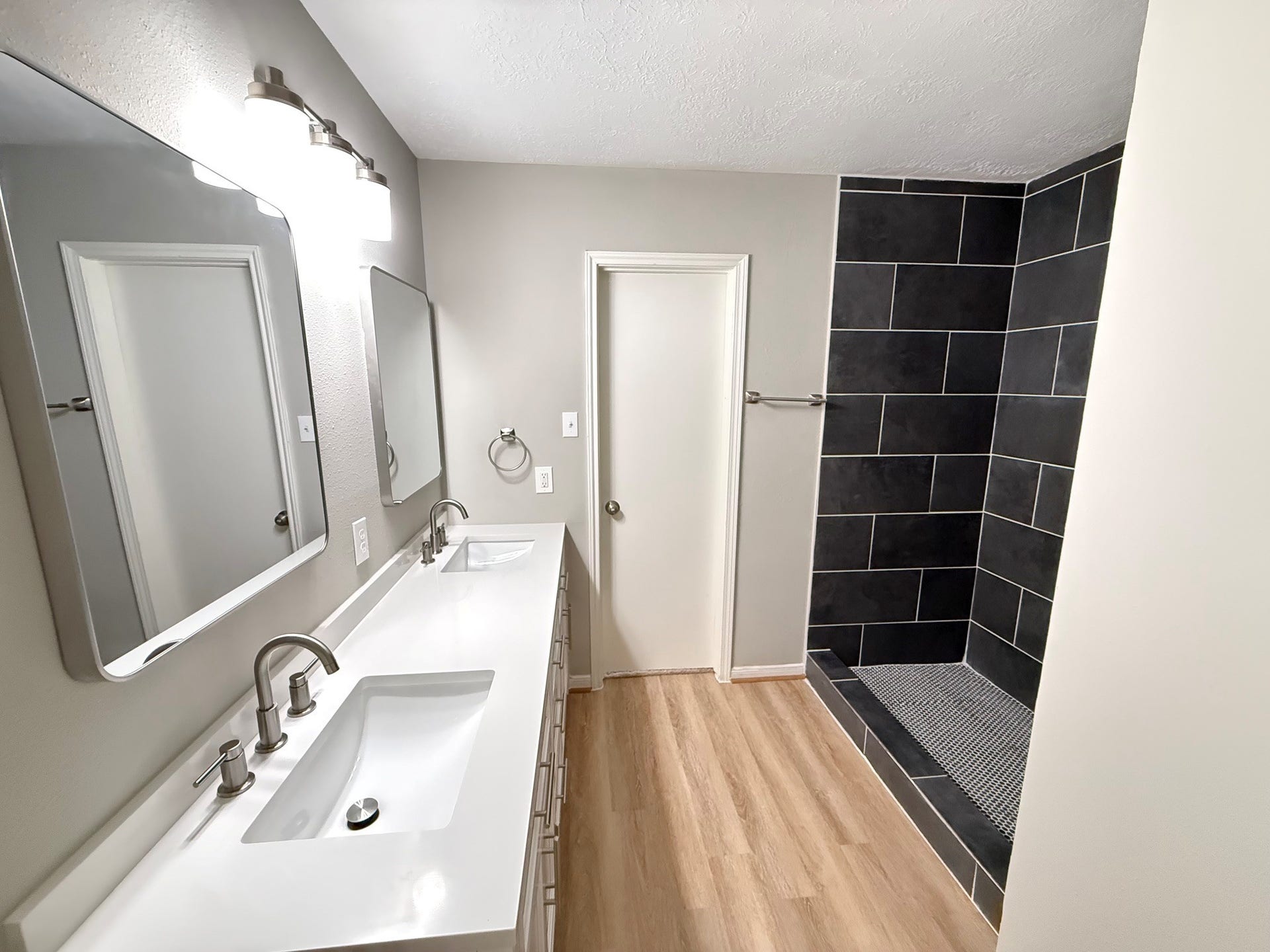 16114 Bunker Ridge Road, Houston, TX 77053 16114 Bunker Ridge Road, Houston, TX 77053