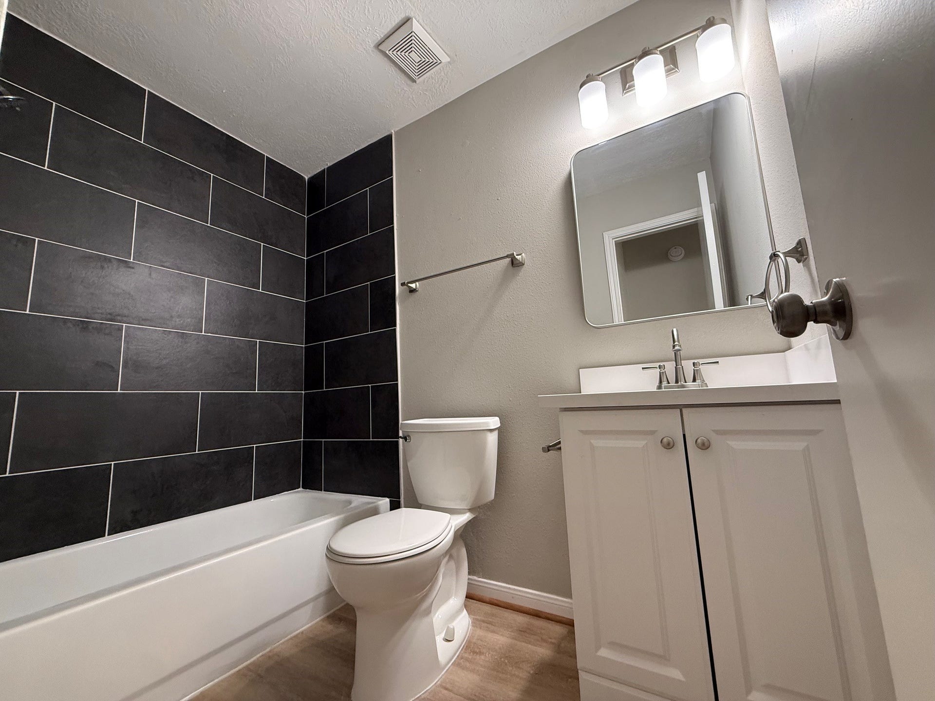 16114 Bunker Ridge Road, Houston, TX 77053 16114 Bunker Ridge Road, Houston, TX 77053