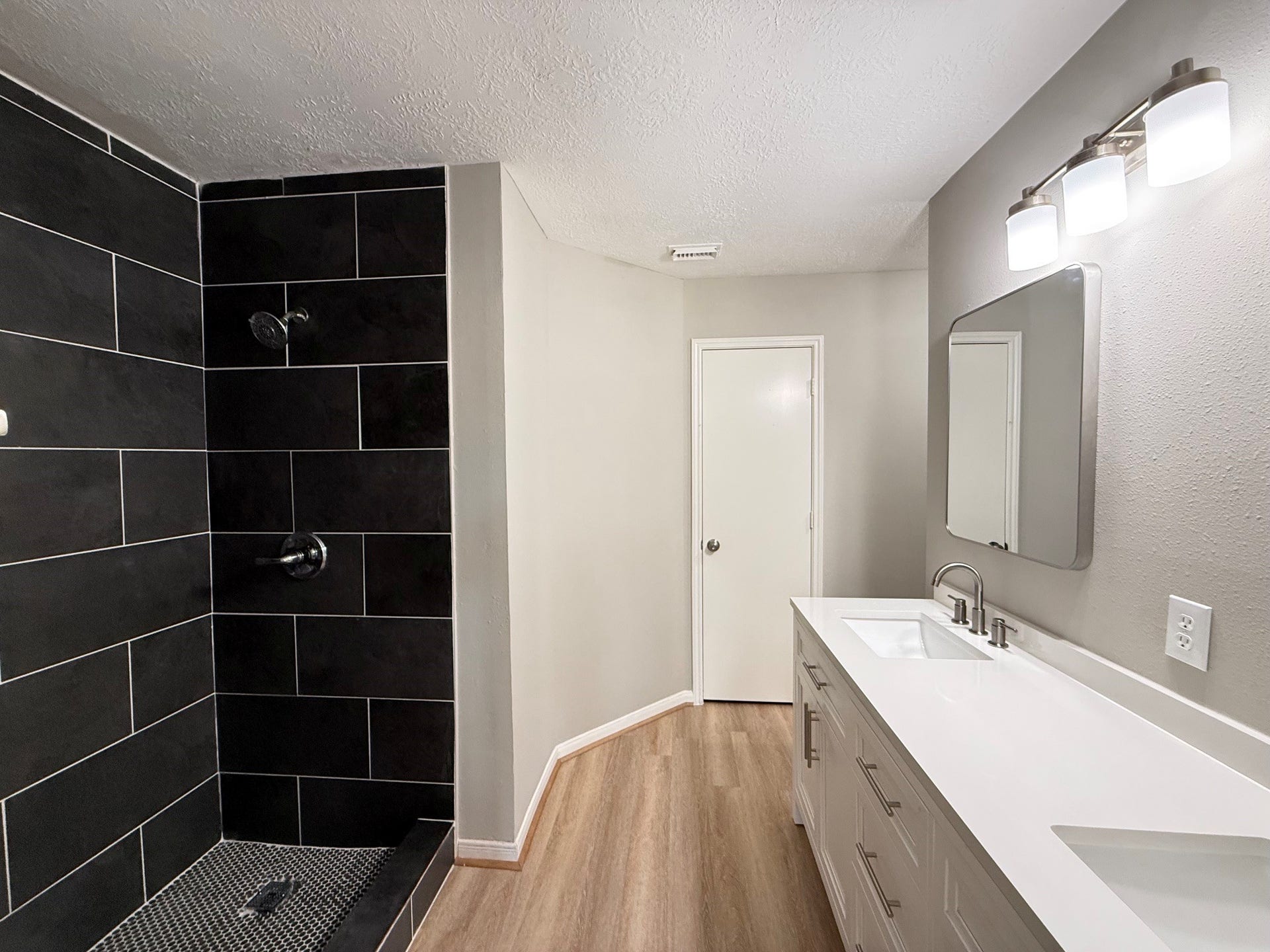 16114 Bunker Ridge Road, Houston, TX 77053 16114 Bunker Ridge Road, Houston, TX 77053