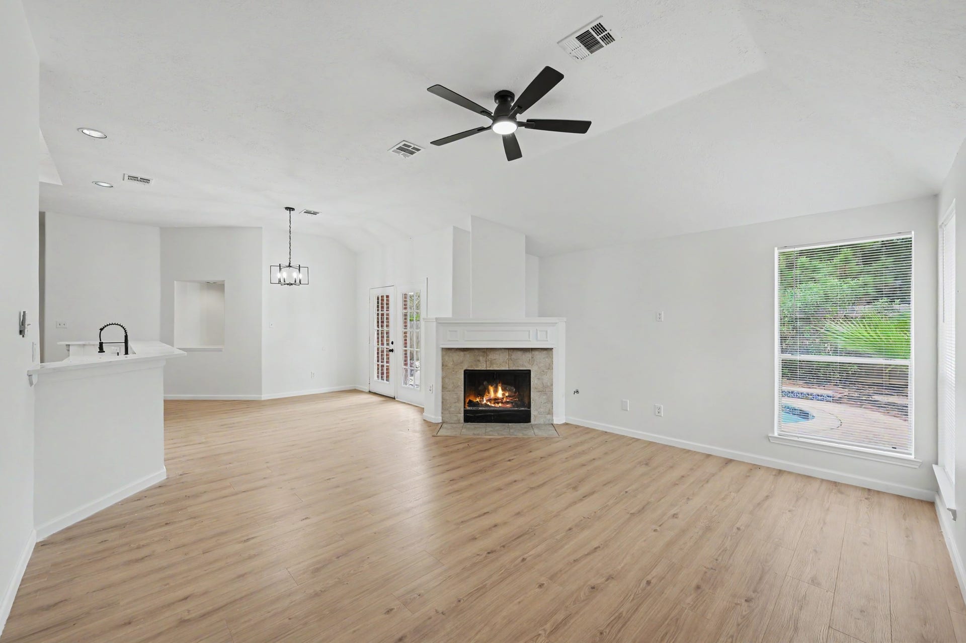 17107 Mountain Crest Drive, Spring, TX 77379 17107 Mountain Crest Drive, Spring, TX 77379