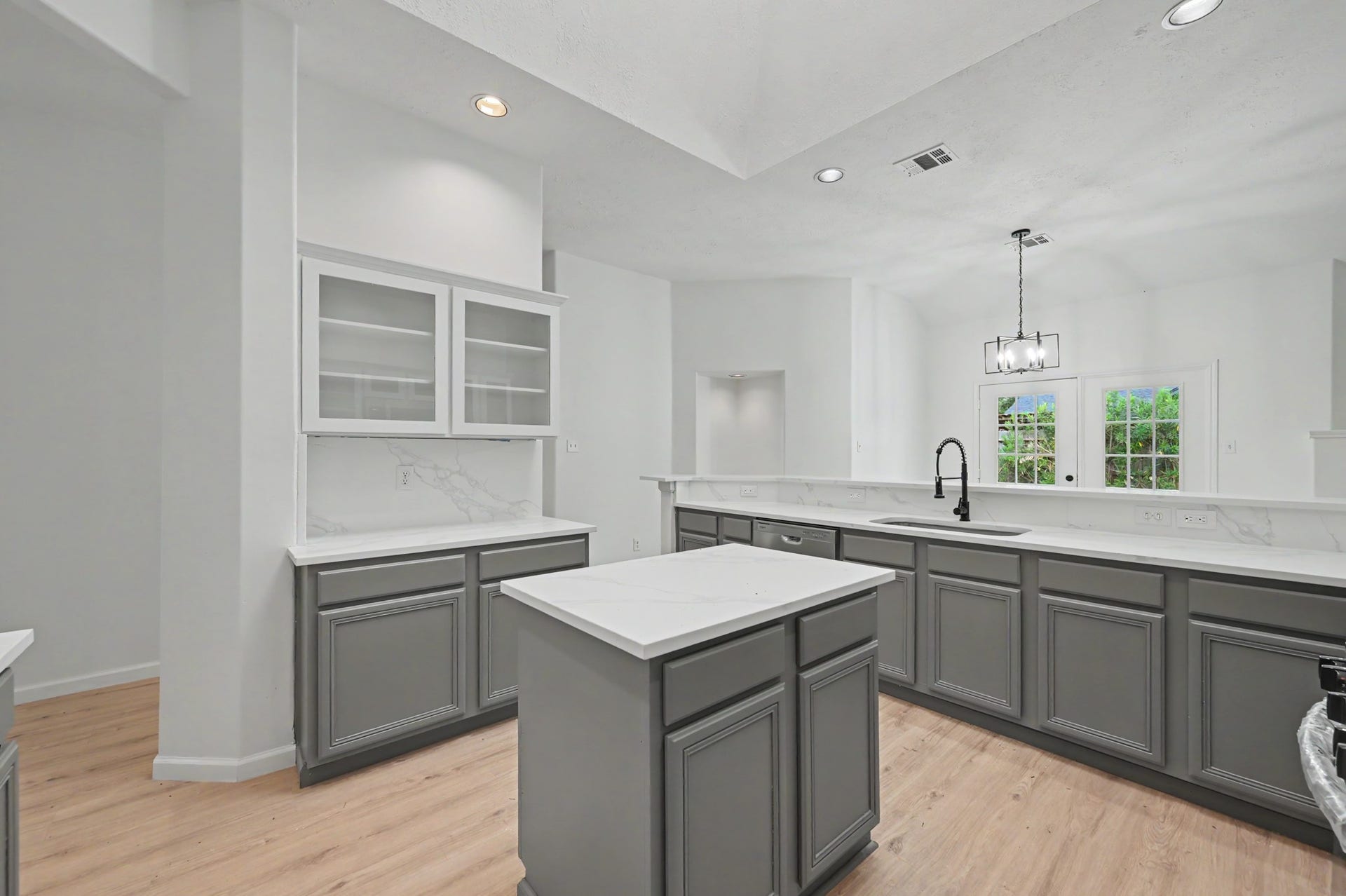 17107 Mountain Crest Drive, Spring, TX 77379 17107 Mountain Crest Drive, Spring, TX 77379