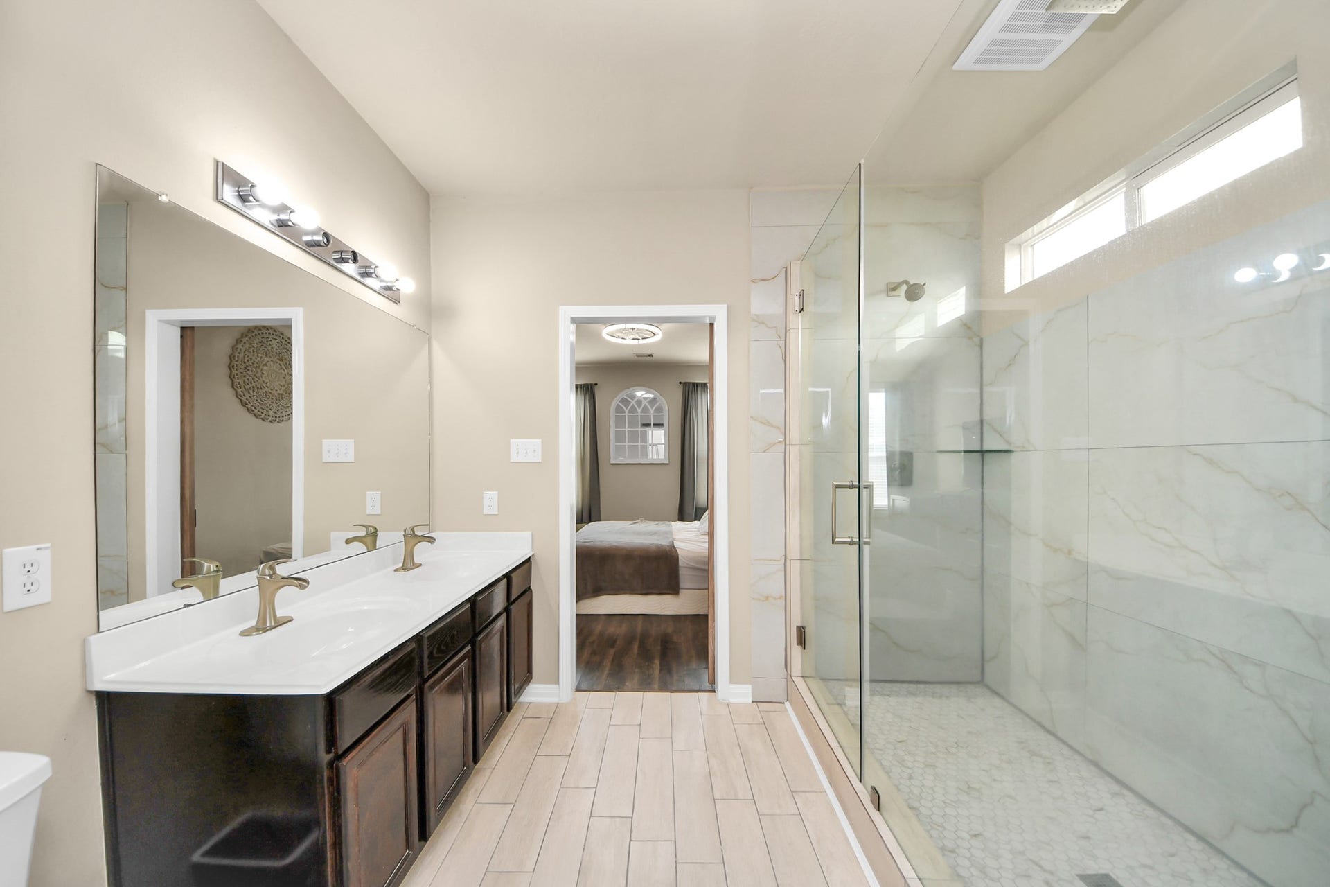 10826 Shannon Mills Lane, Houston, TX 77075 10826 Shannon Mills Lane, Houston, TX 77075