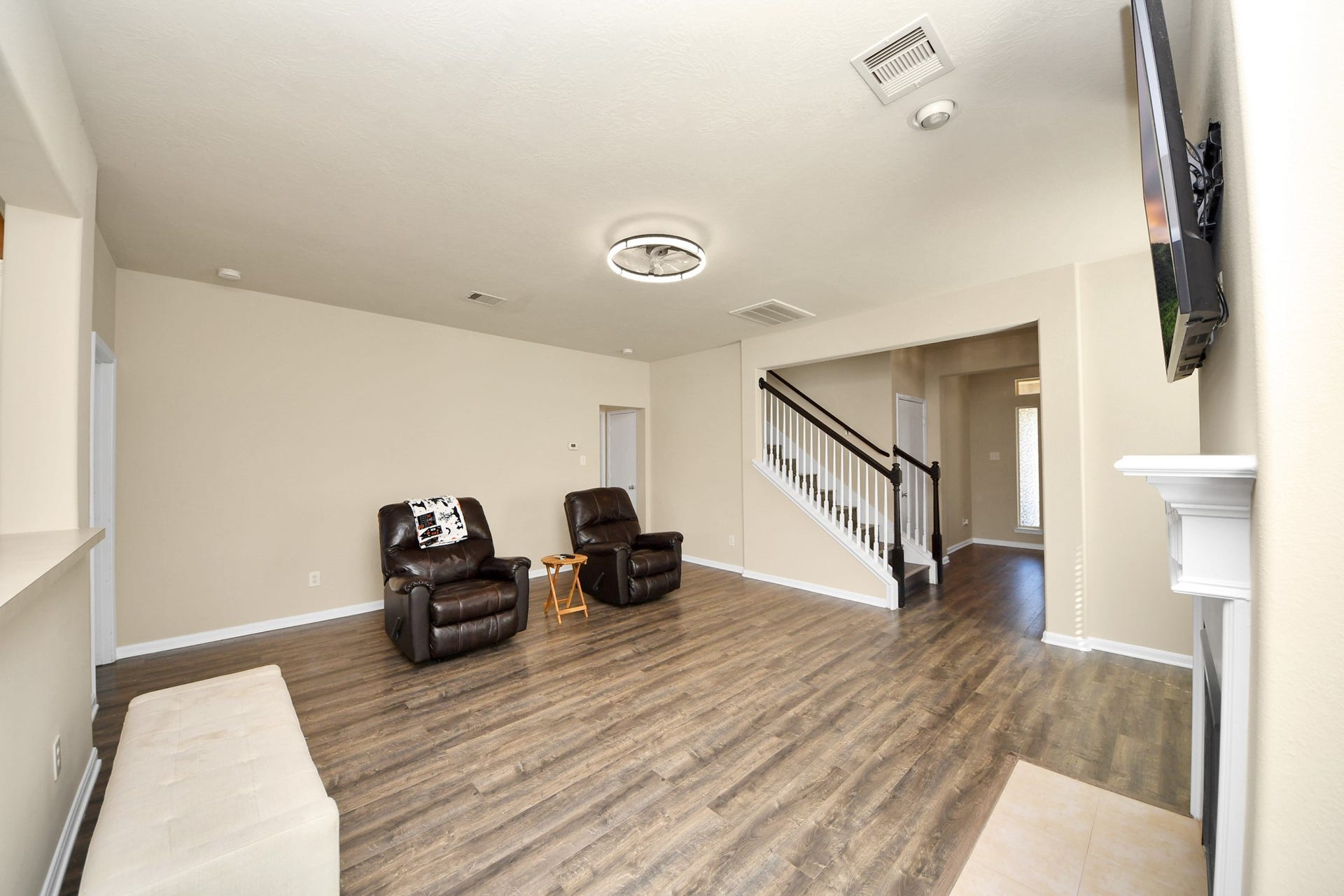 10826 Shannon Mills Lane, Houston, TX 77075 10826 Shannon Mills Lane, Houston, TX 77075