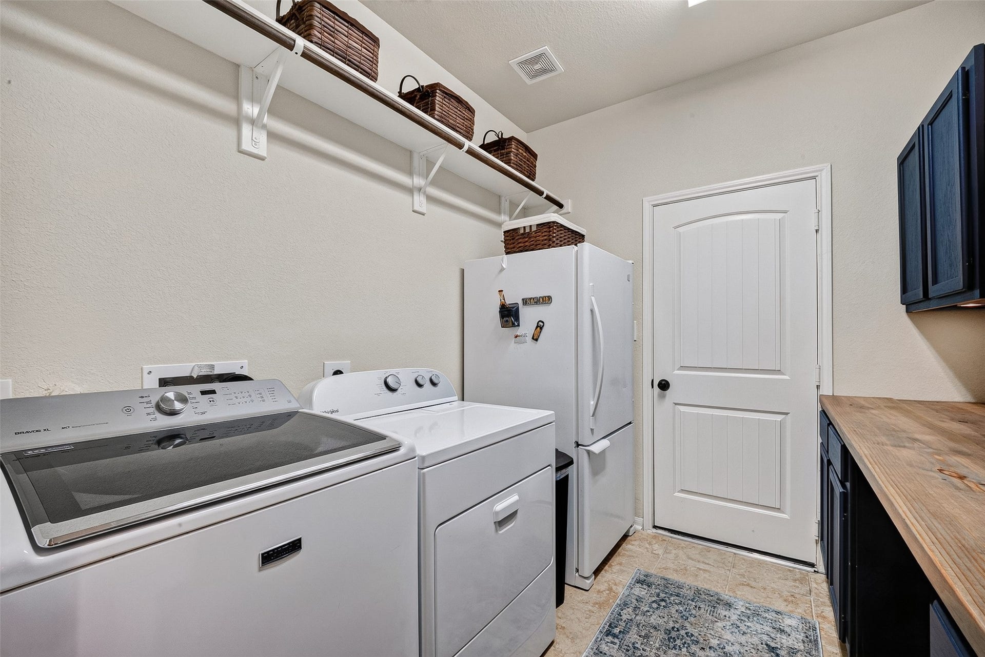 2414 Alexandra, Deer Park, TX 77536 Spacious Laundry Room With Plenty Of Room For Washer, Dryer, and an Additional Refrigerator