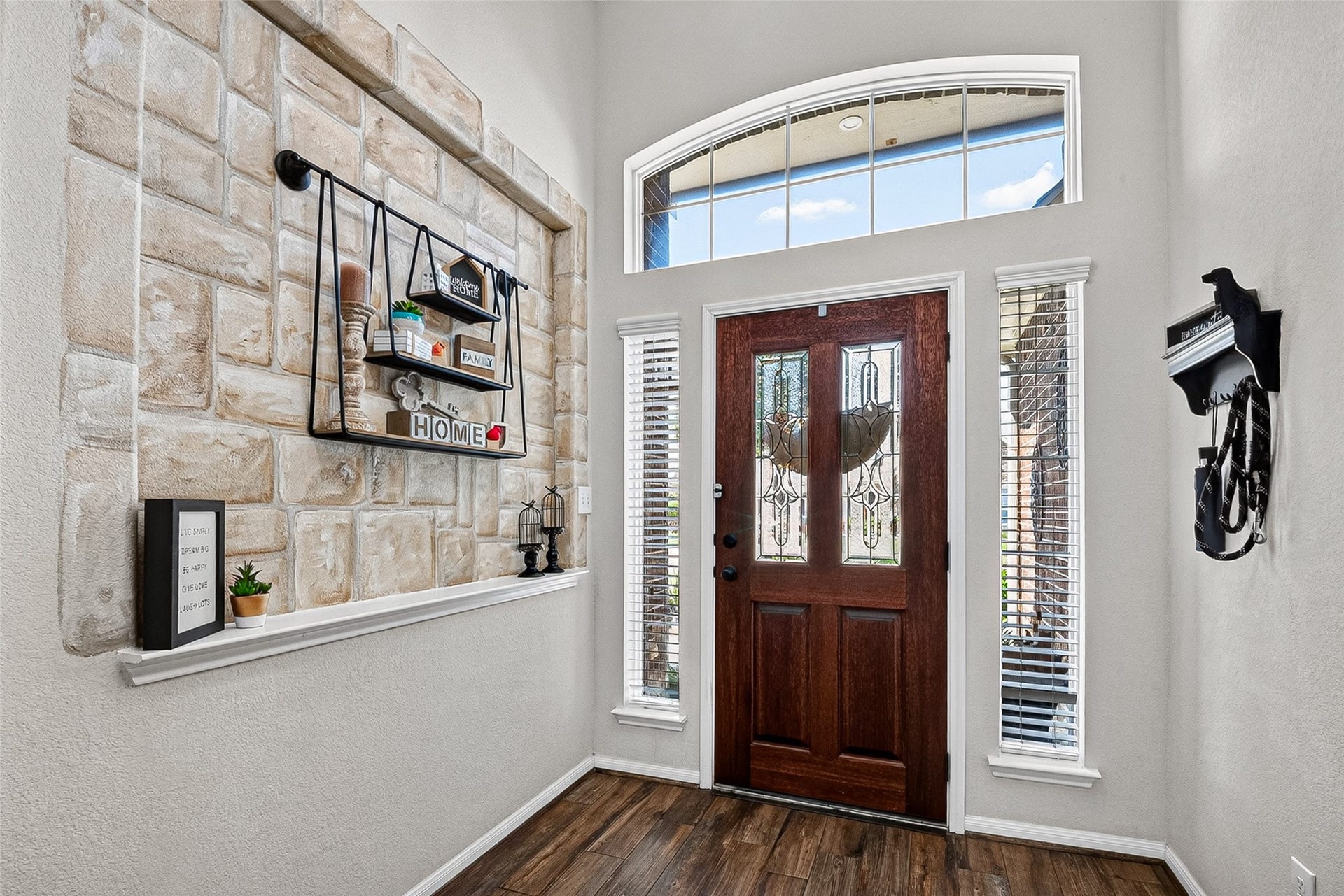 2414 Alexandra, Deer Park, TX 77536 Elegant Faux Stone Painting In Foyer Bright and Welcoming With Attractive Architectural Details
