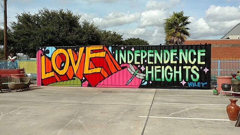 924 E 39th Street, Houston, TX 77022 Make your home in Independence Heights, Houston's best kept secret!