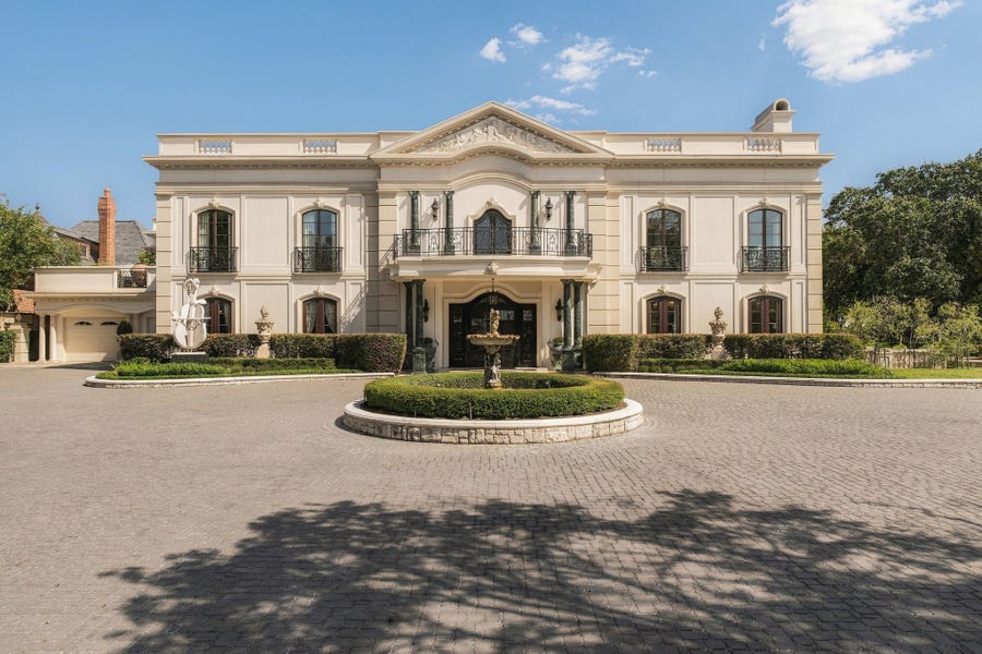 Property photo for 2115 River Oaks Boulevard, Houston, TX