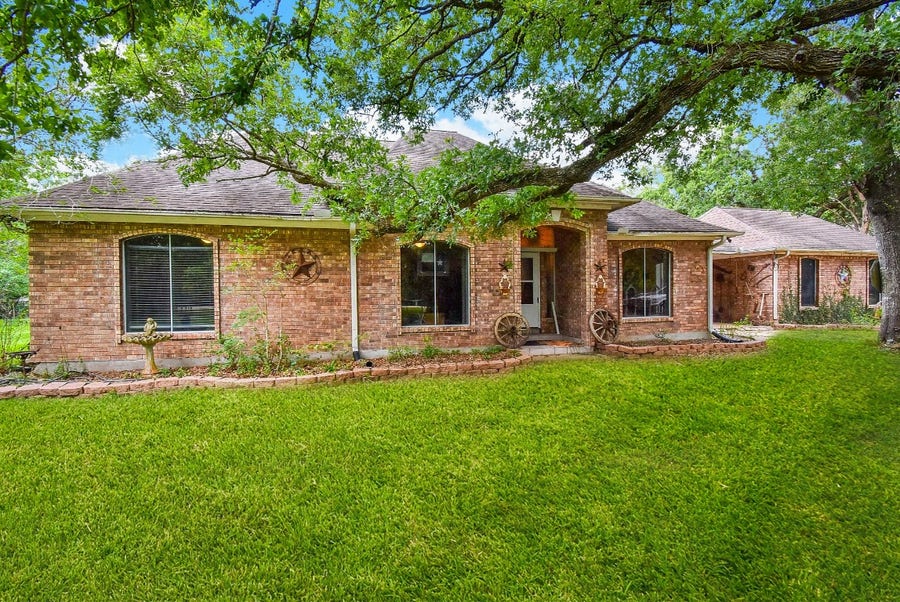 Property photo for 37495 Clapp Road, Brookshire, TX