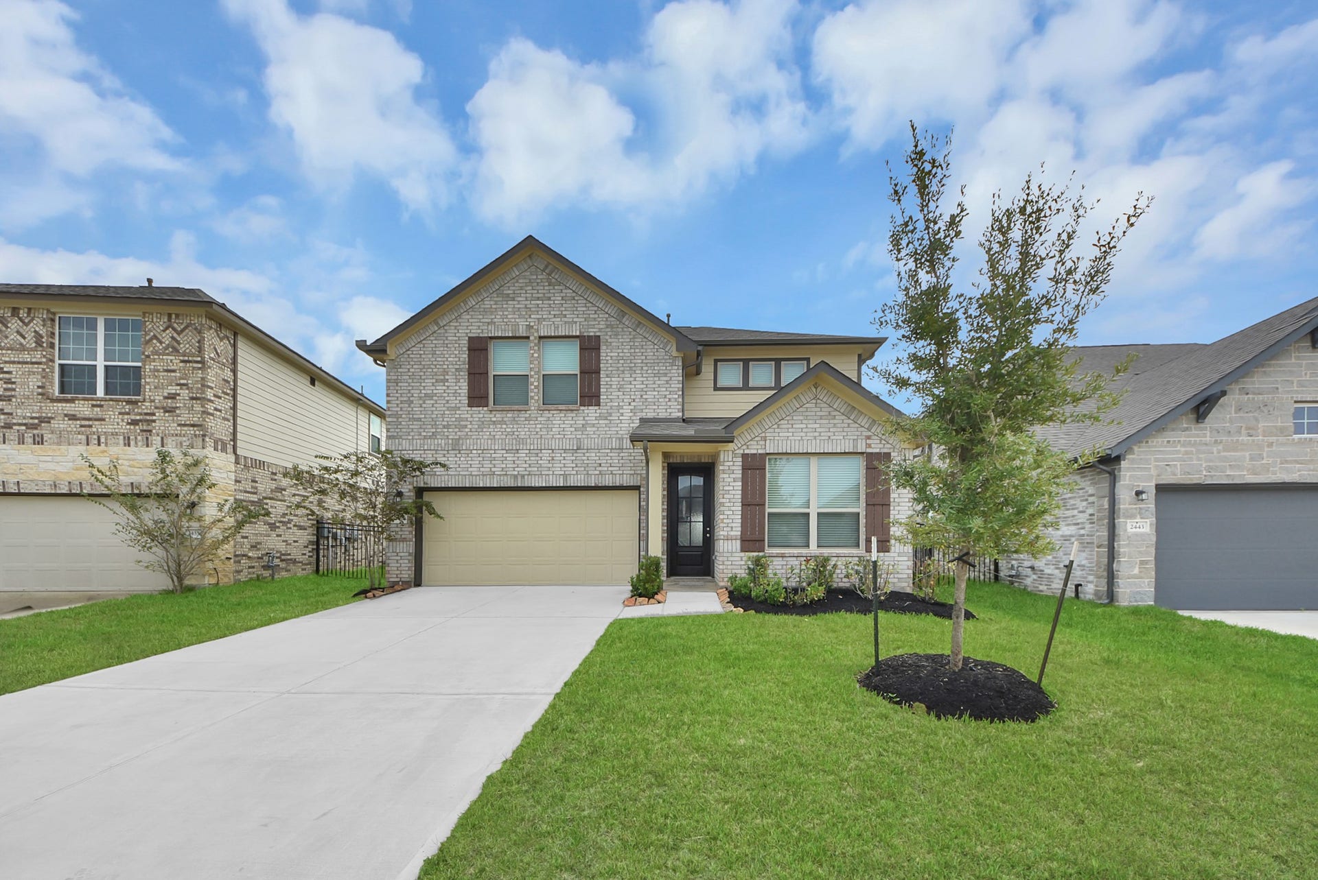 2439 Solaris Bend Drive, Katy, TX 77493 2439 Solaris Bend Drive, Katy, TX 77493