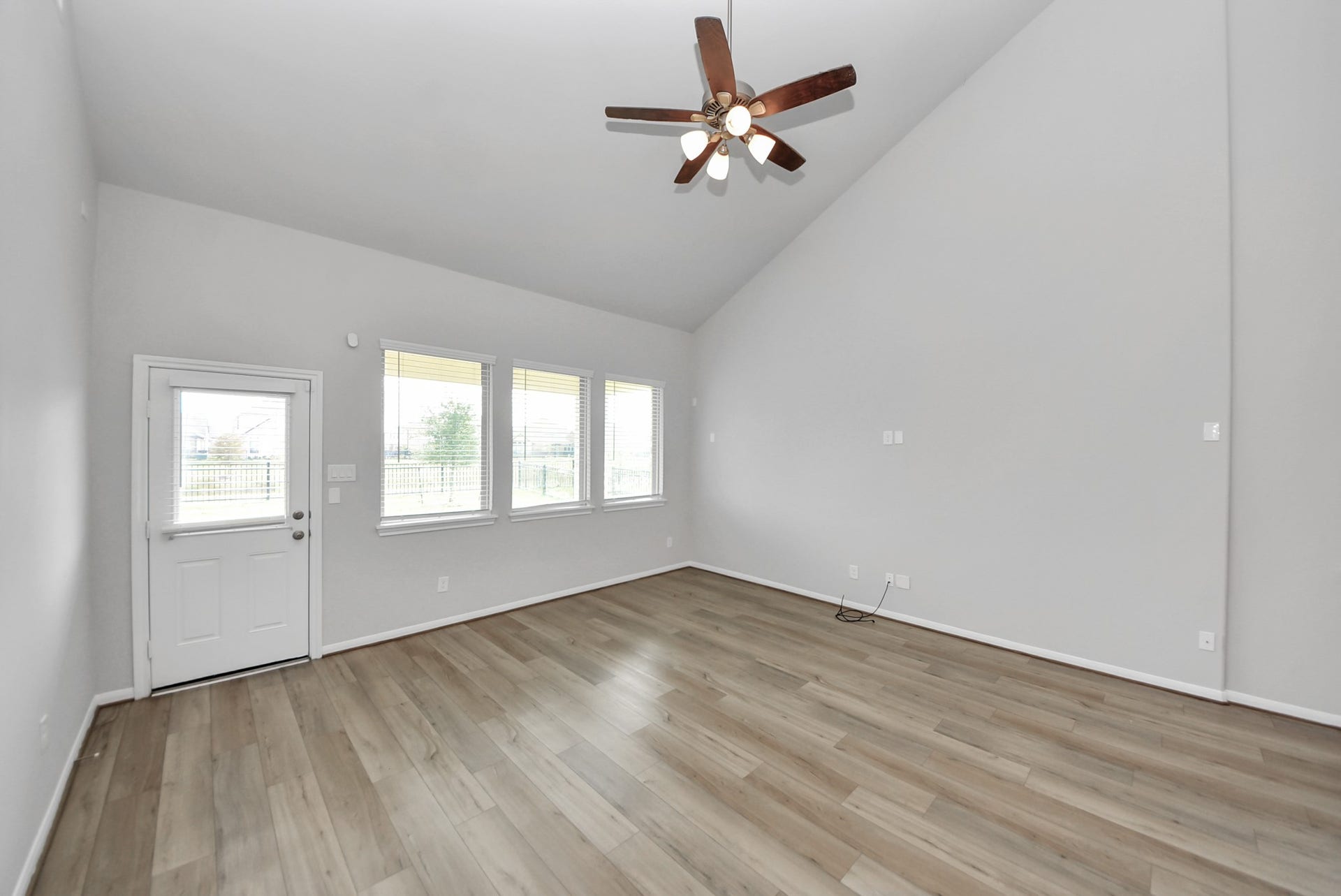 2439 Solaris Bend Drive, Katy, TX 77493 2439 Solaris Bend Drive, Katy, TX 77493