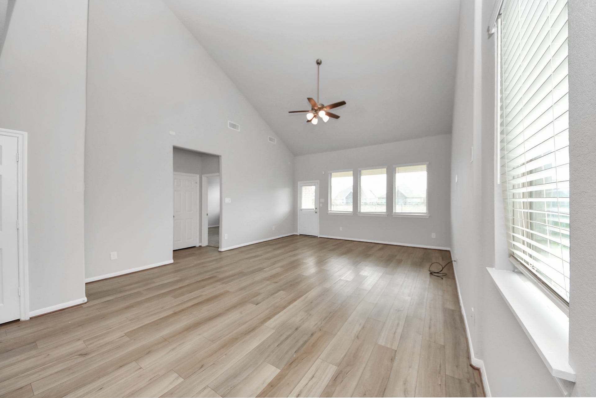 2439 Solaris Bend Drive, Katy, TX 77493 2439 Solaris Bend Drive, Katy, TX 77493