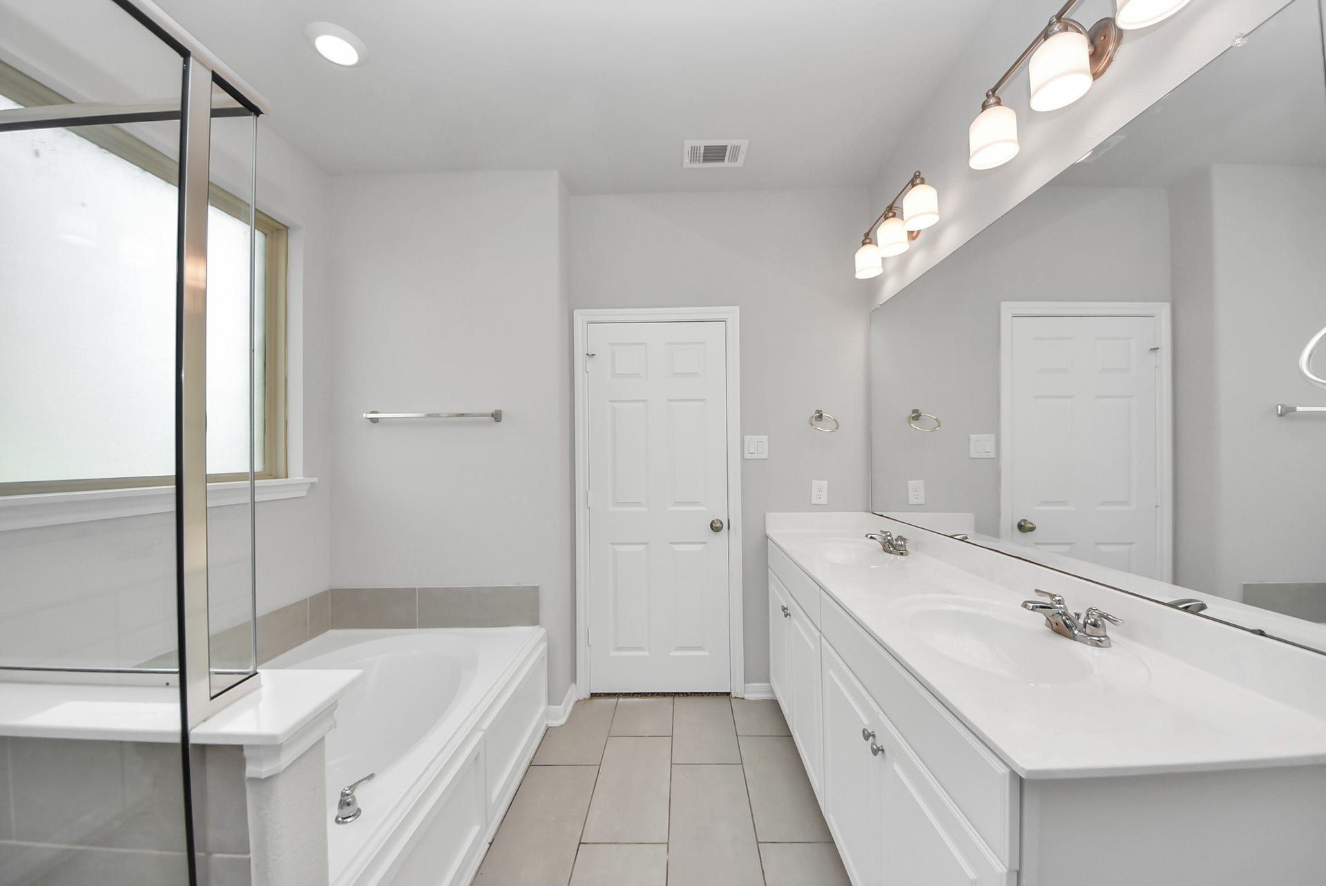 2439 Solaris Bend Drive, Katy, TX 77493 2439 Solaris Bend Drive, Katy, TX 77493