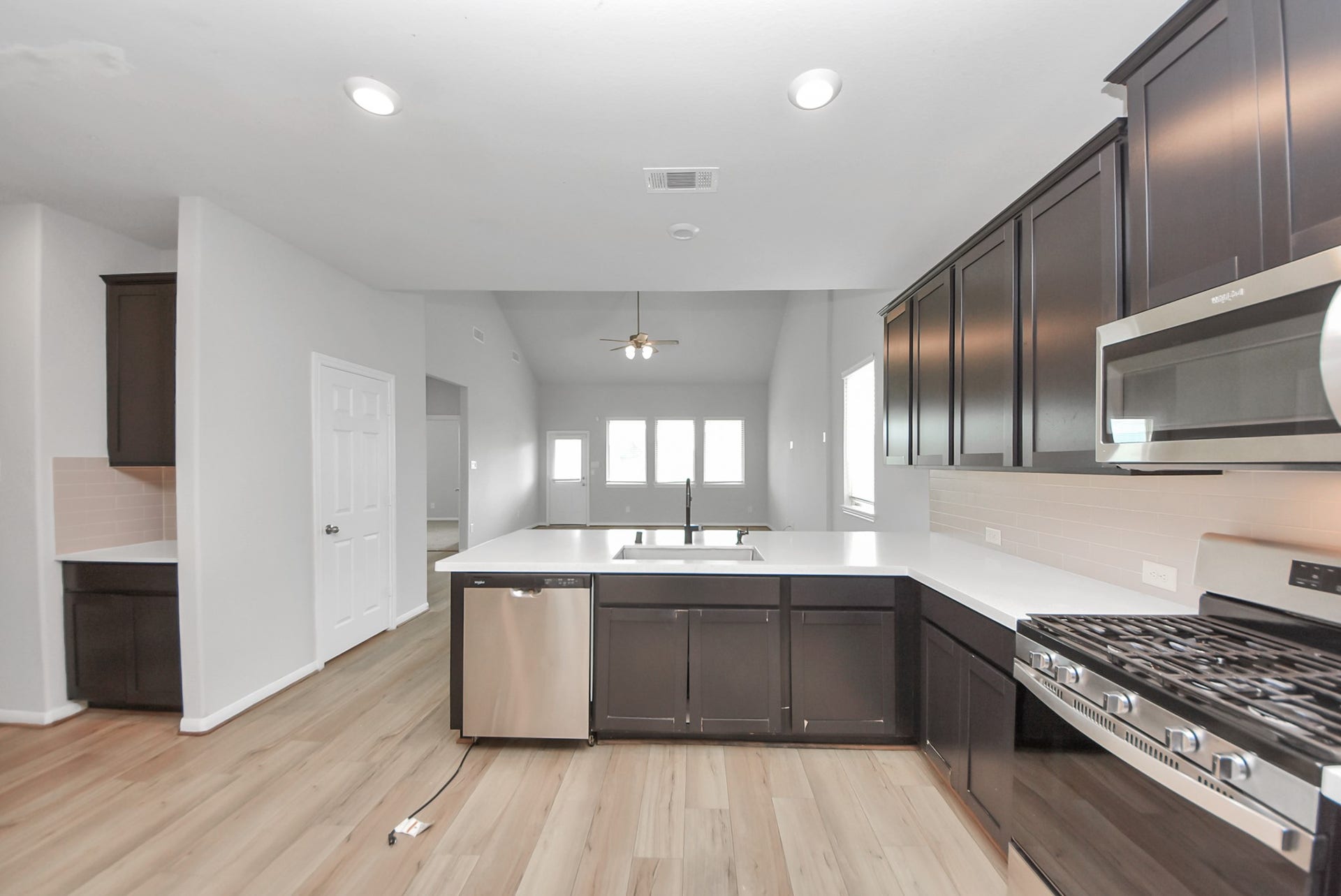2439 Solaris Bend Drive, Katy, TX 77493 2439 Solaris Bend Drive, Katy, TX 77493