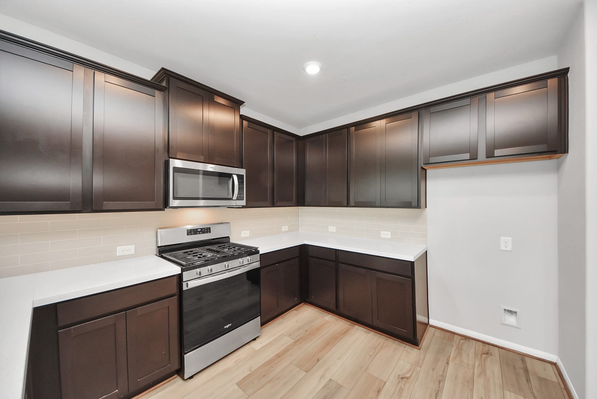 2439 Solaris Bend Drive, Katy, TX 77493 2439 Solaris Bend Drive, Katy, TX 77493