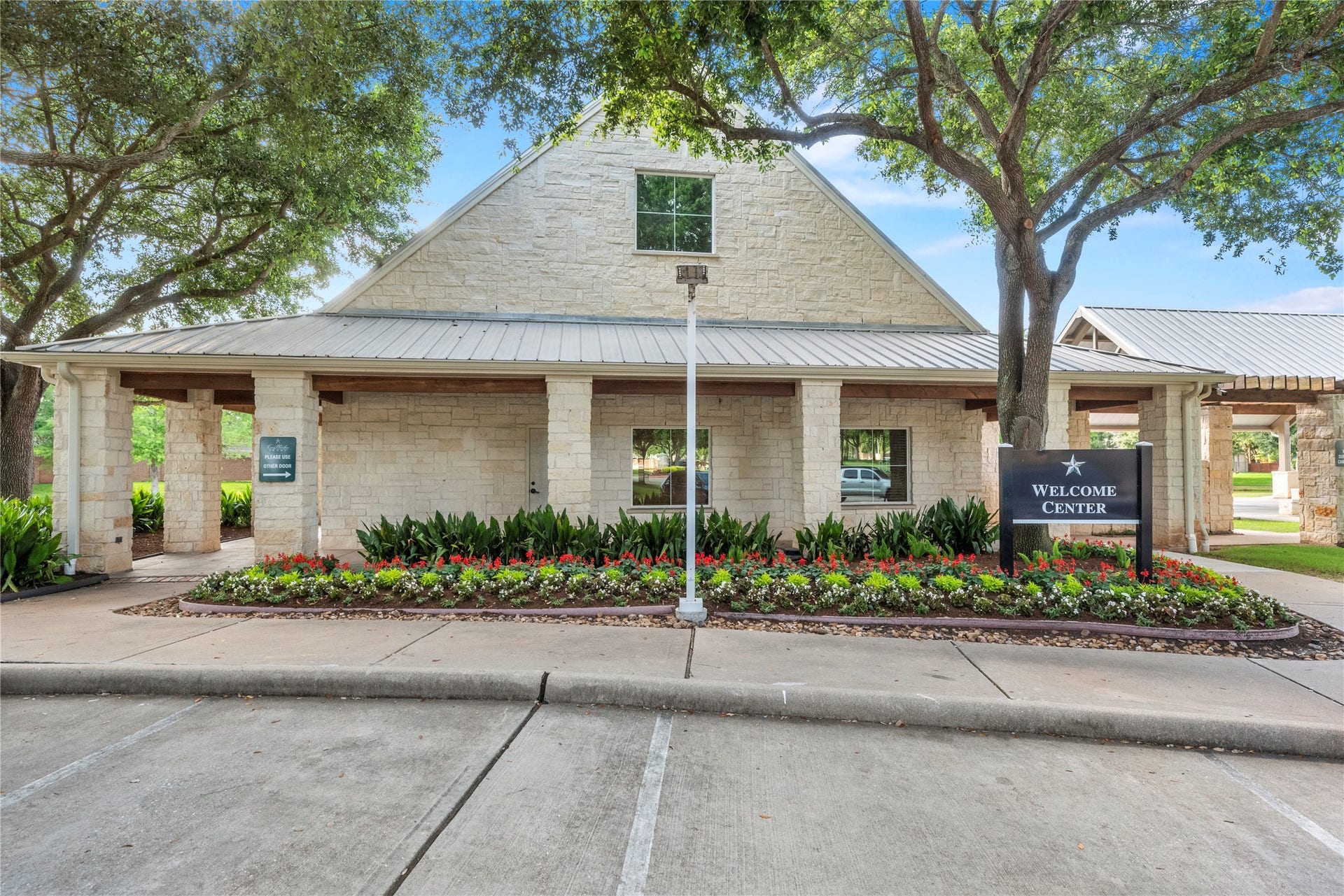 8623 Crescent Spur Drive, Richmond, TX 77406 Welcome Center