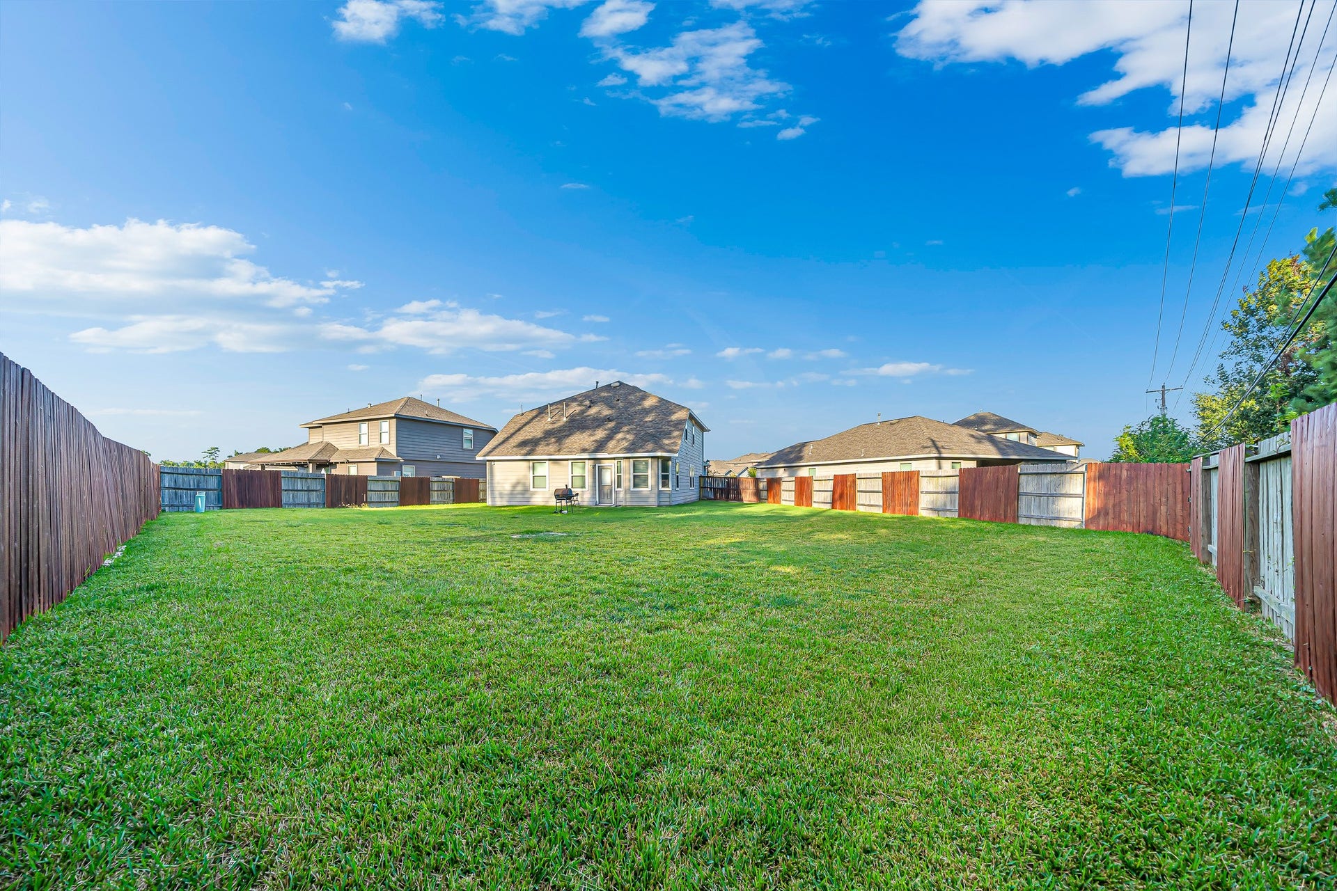 10703 Nyla Spring Street, Houston, TX 77016
