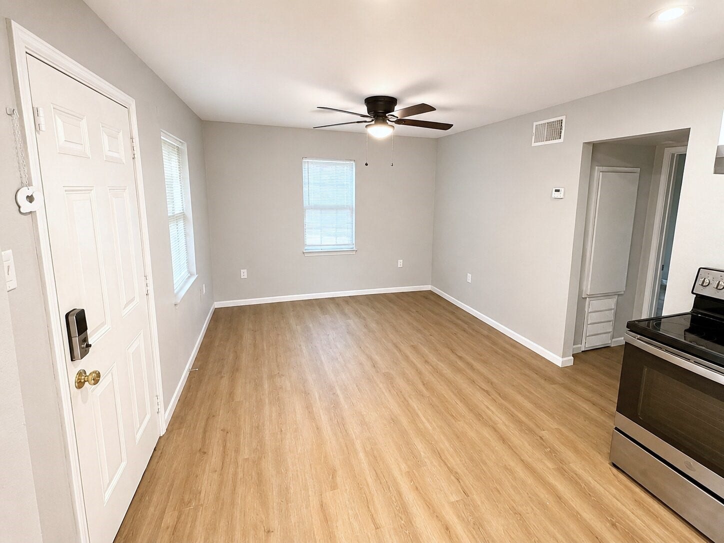 15519 Highway 6, Santa Fe, TX 77517 15519 Highway 6, Santa Fe, TX 77517