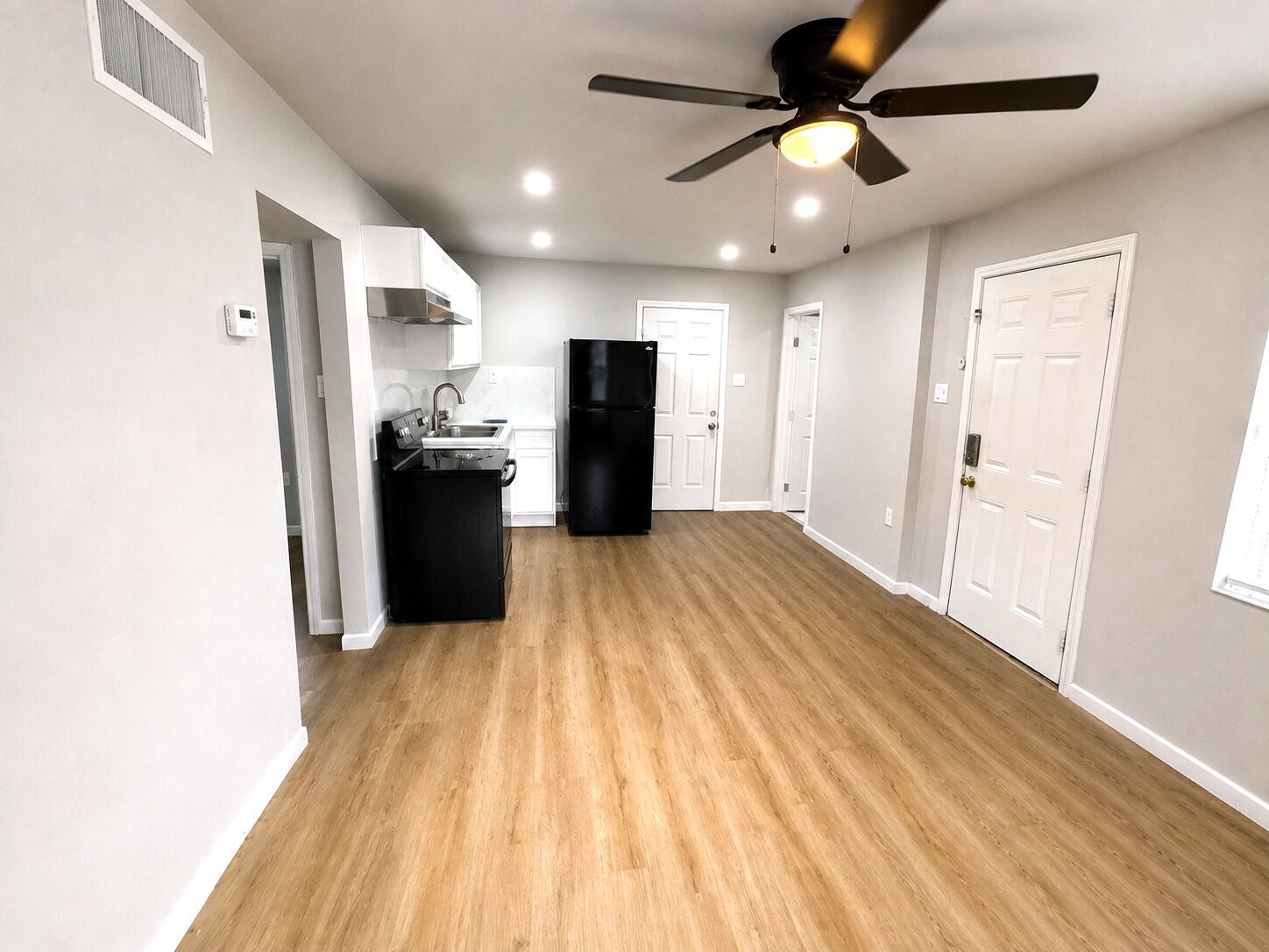 15519 Highway 6, Santa Fe, TX 77517 15519 Highway 6, Santa Fe, TX 77517