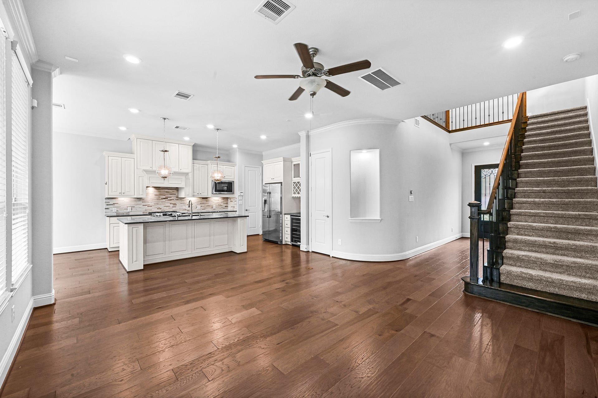 15 Dylan Branch Drive, Tomball, TX 77375