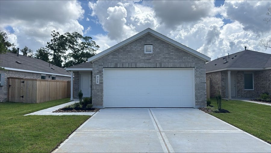 Property photo for 926 Capracotta Drive, Huffman, TX