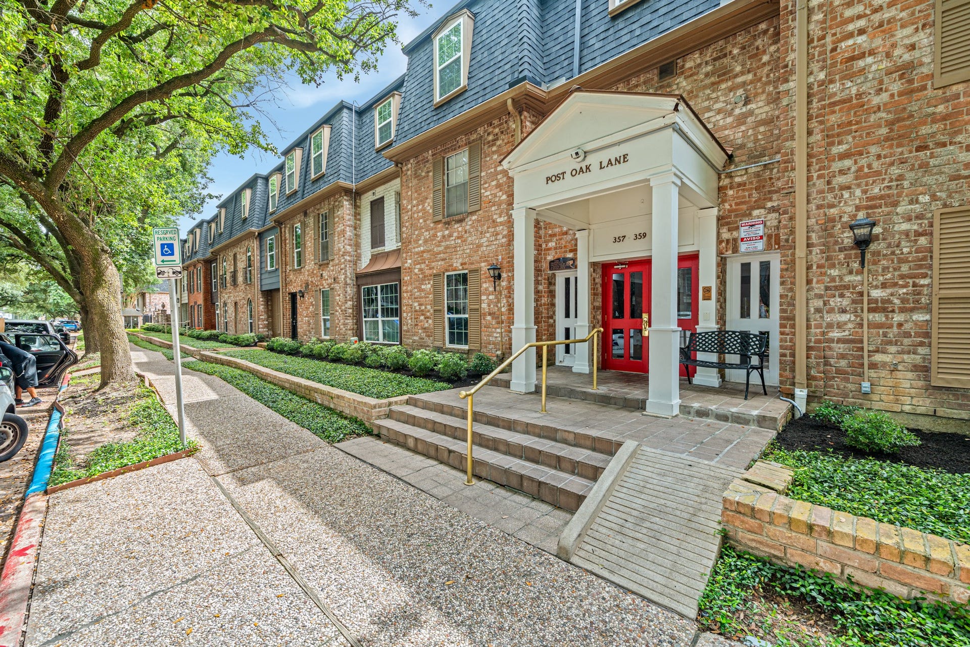 359 N Post Oak Lane, #219, Houston, TX 77024 359 N Post Oak Lane, #219, Houston, TX 77024