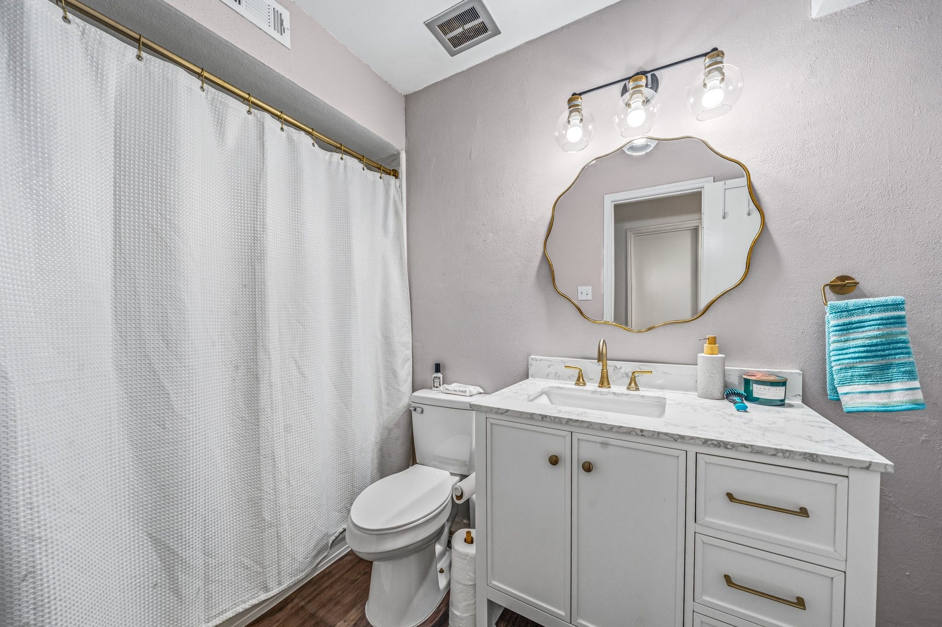 359 N Post Oak Lane, #219, Houston, TX 77024 359 N Post Oak Lane, #219, Houston, TX 77024