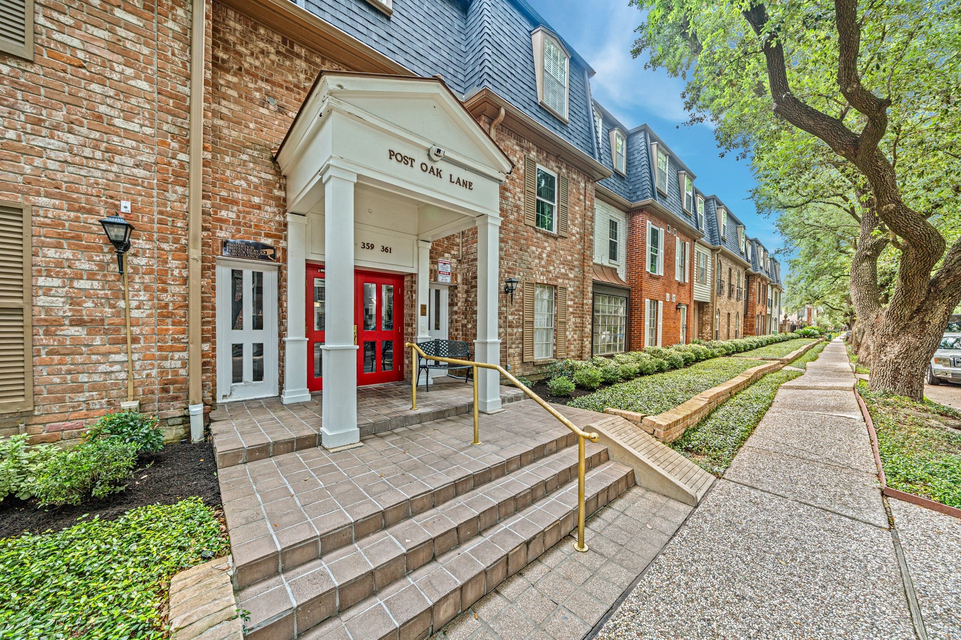 359 N Post Oak Lane, #219, Houston, TX 77024 359 N Post Oak Lane, #219, Houston, TX 77024