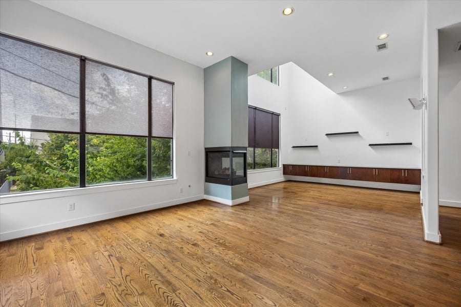 Property photo for 732 Ruthven Street, Houston, TX