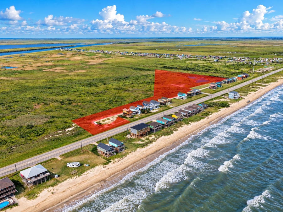 Property photo for 2433 Highway 87, Gilchrist, TX