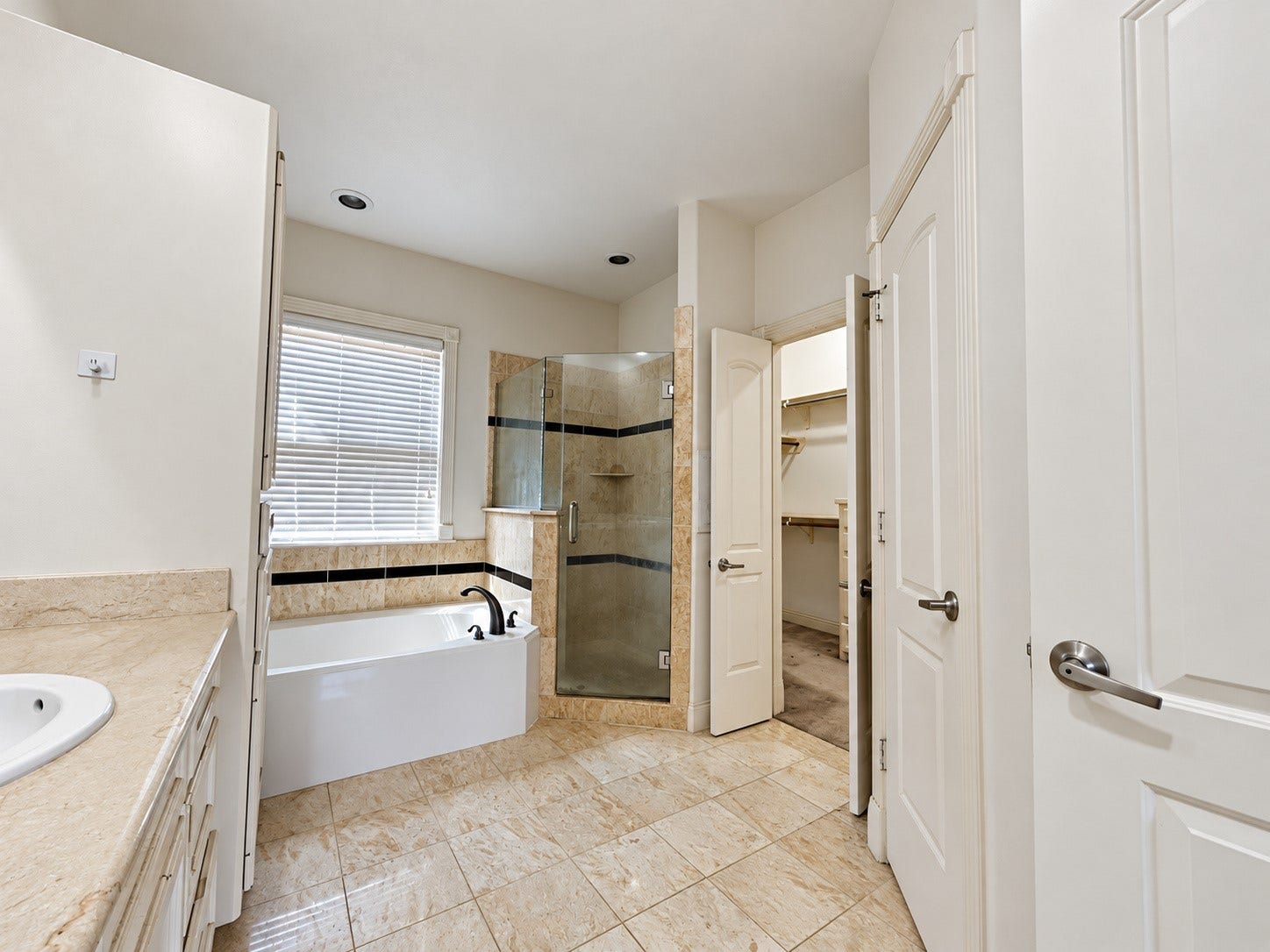 5206 Nett Street, #B, Houston, TX 77007