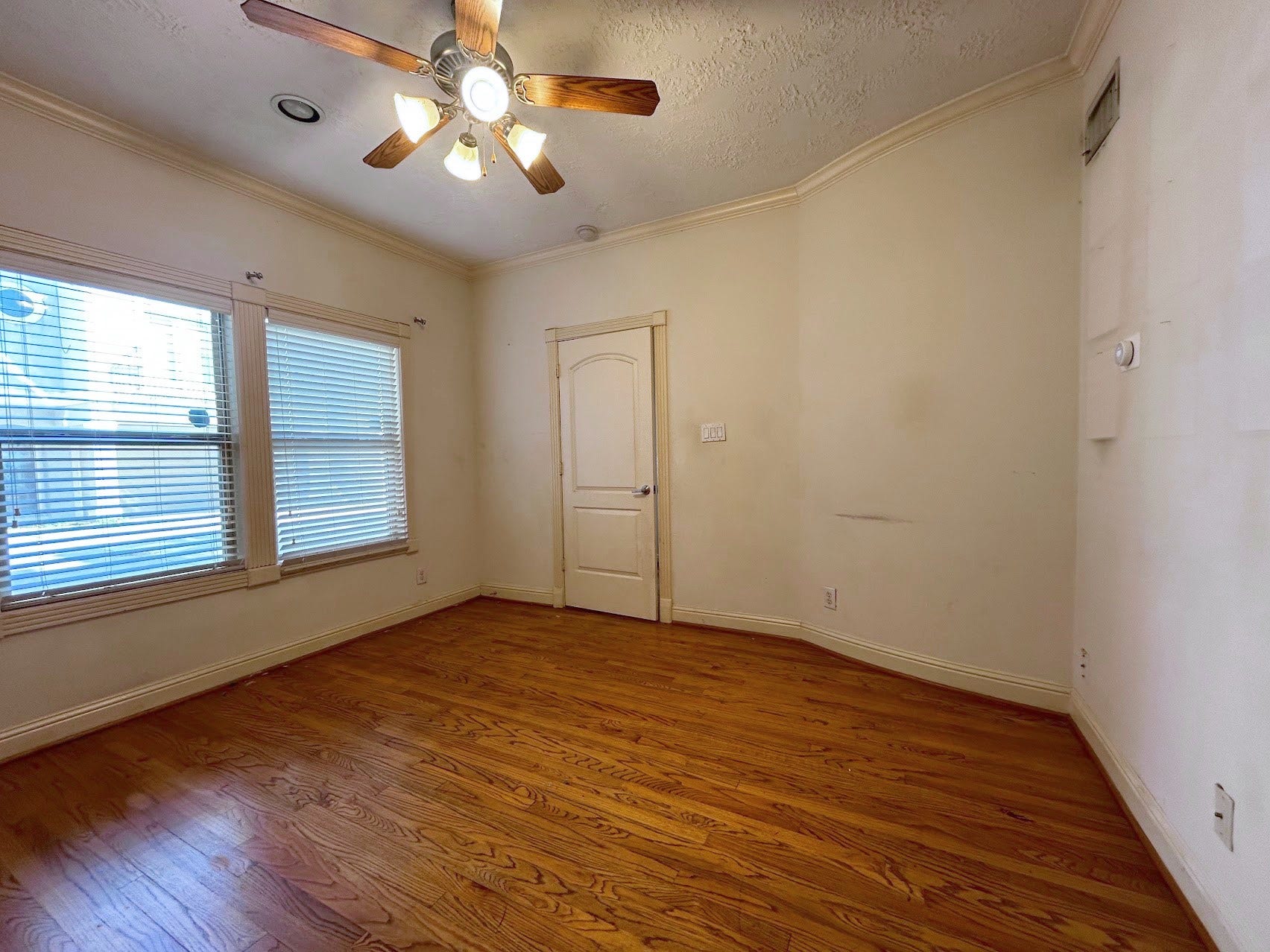 5206 Nett Street, #B, Houston, TX 77007