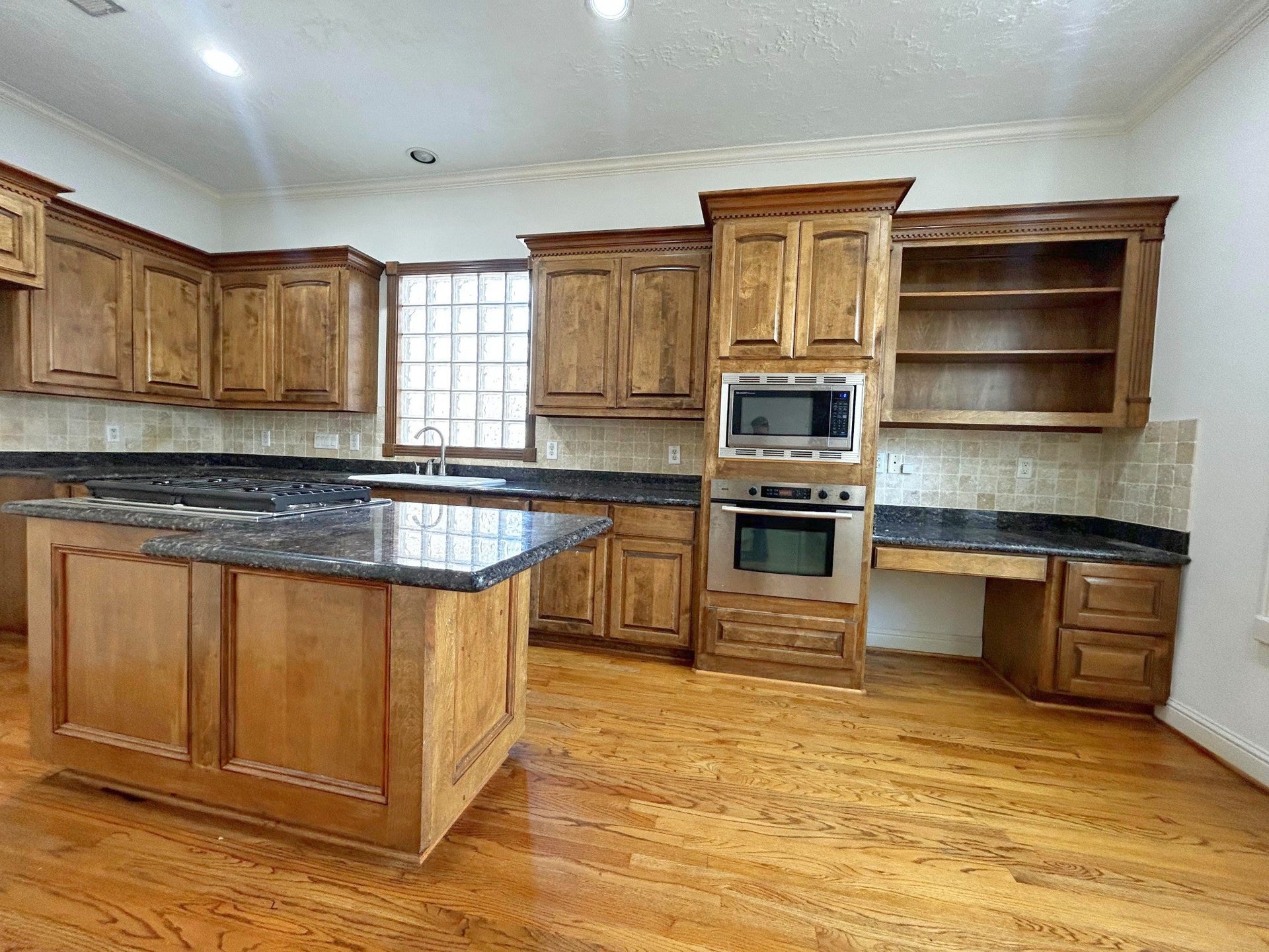 5206 Nett Street, #B, Houston, TX 77007