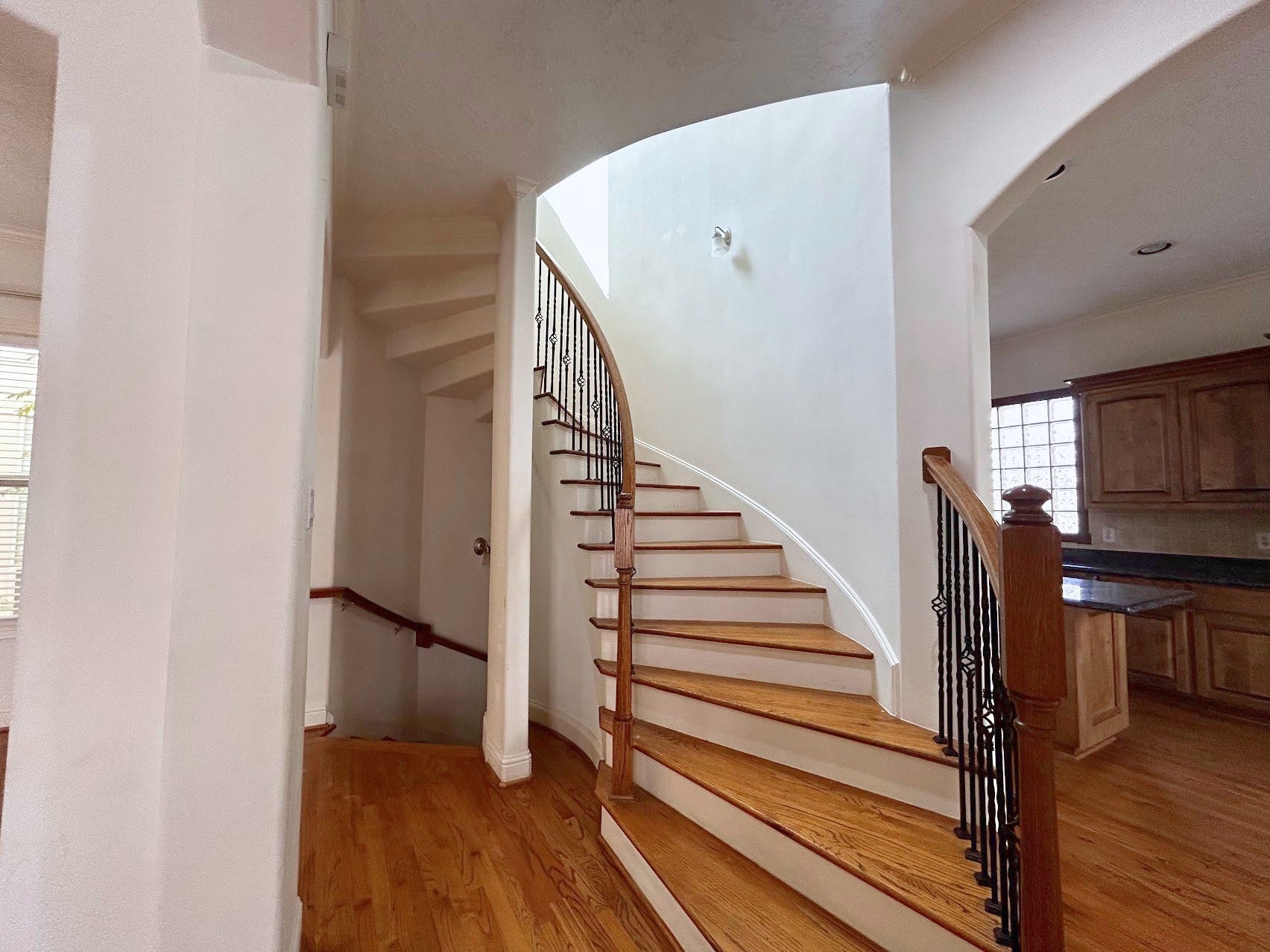 5206 Nett Street, #B, Houston, TX 77007