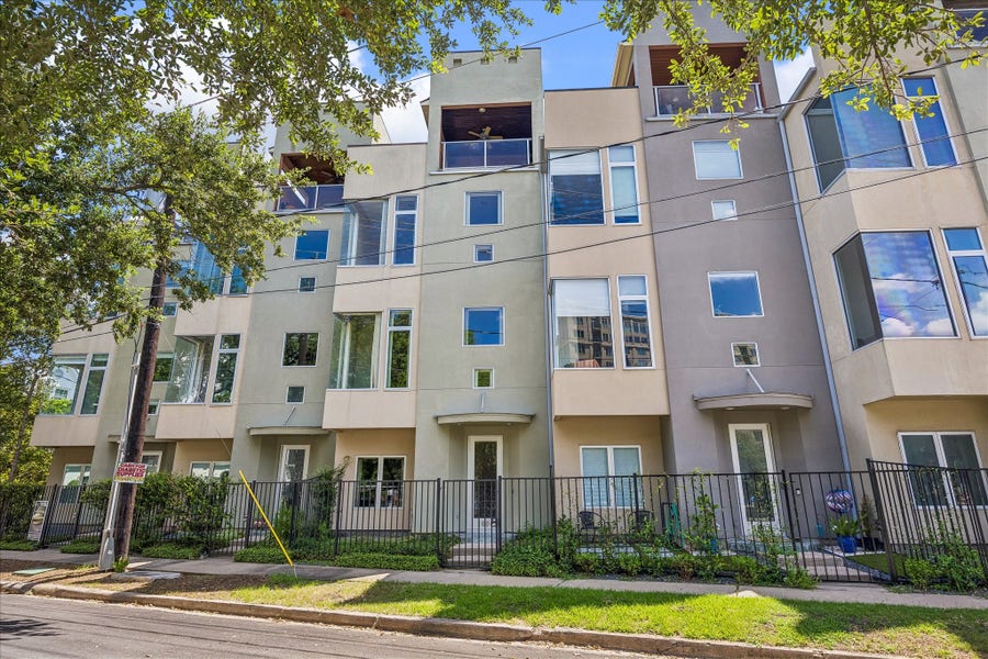 Property photo for 1606 Calumet Street, Houston, TX